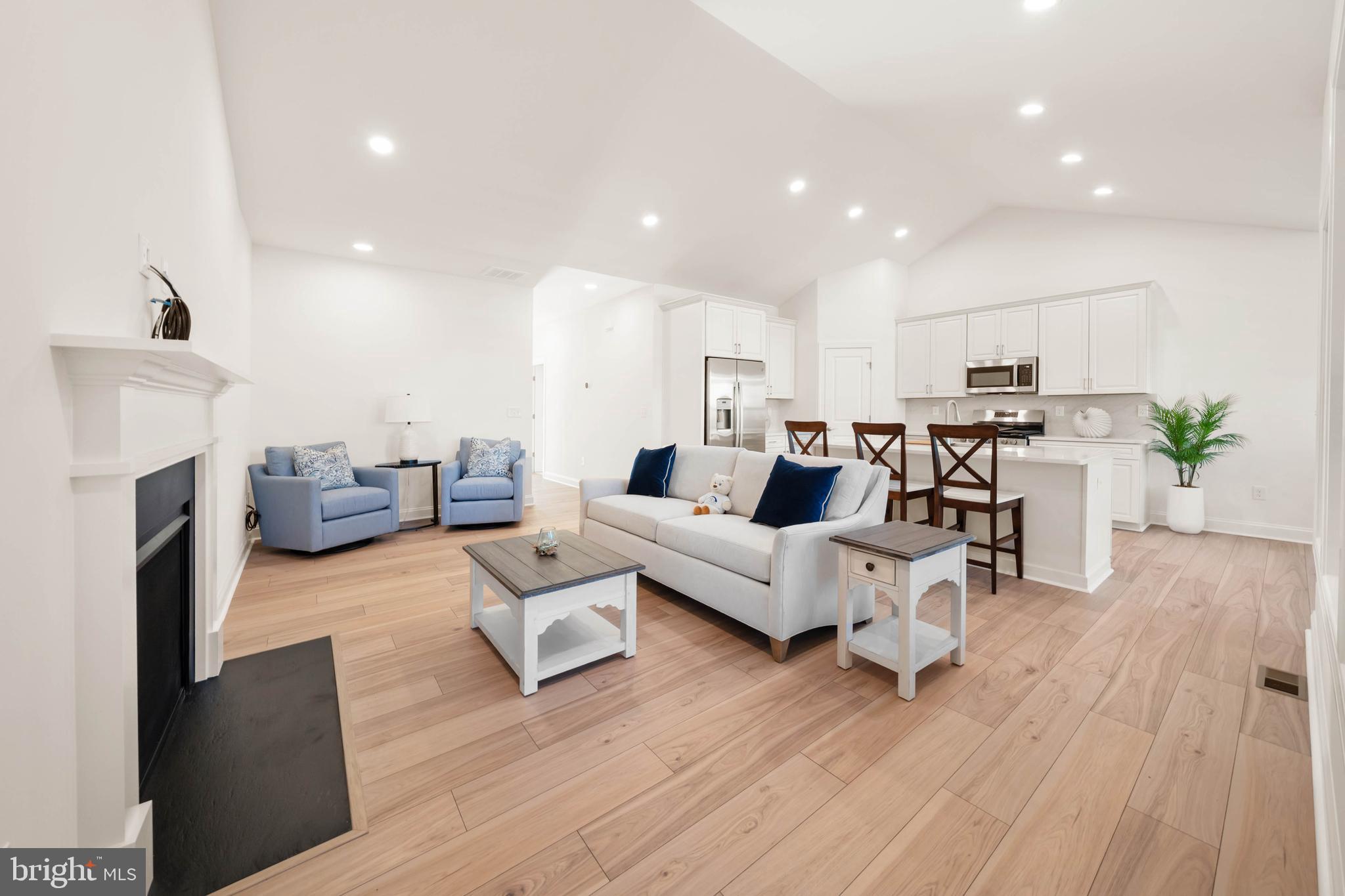 33763 CATCHING COVE CT LOT 14