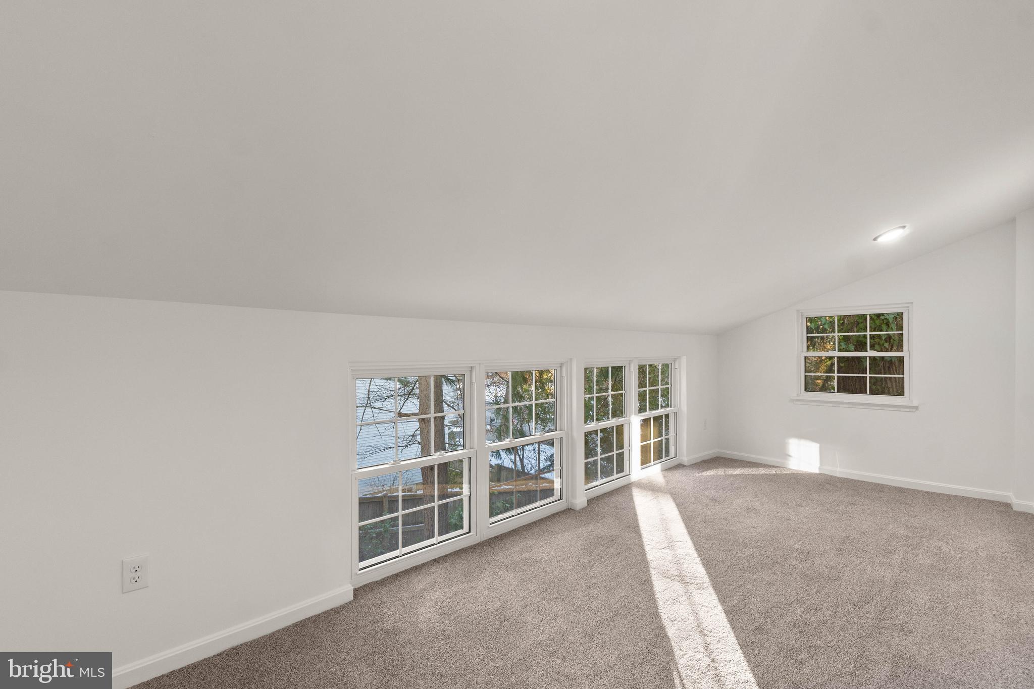 ULMSTEAD ESTATES - Residential