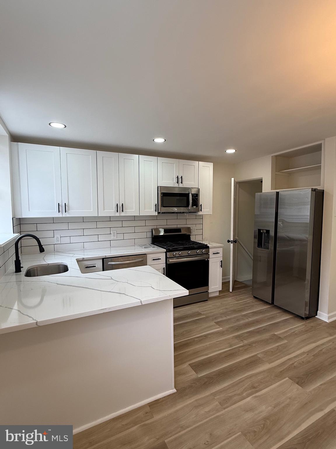 PHILADELPHIA (NORTHEAST) - Residential