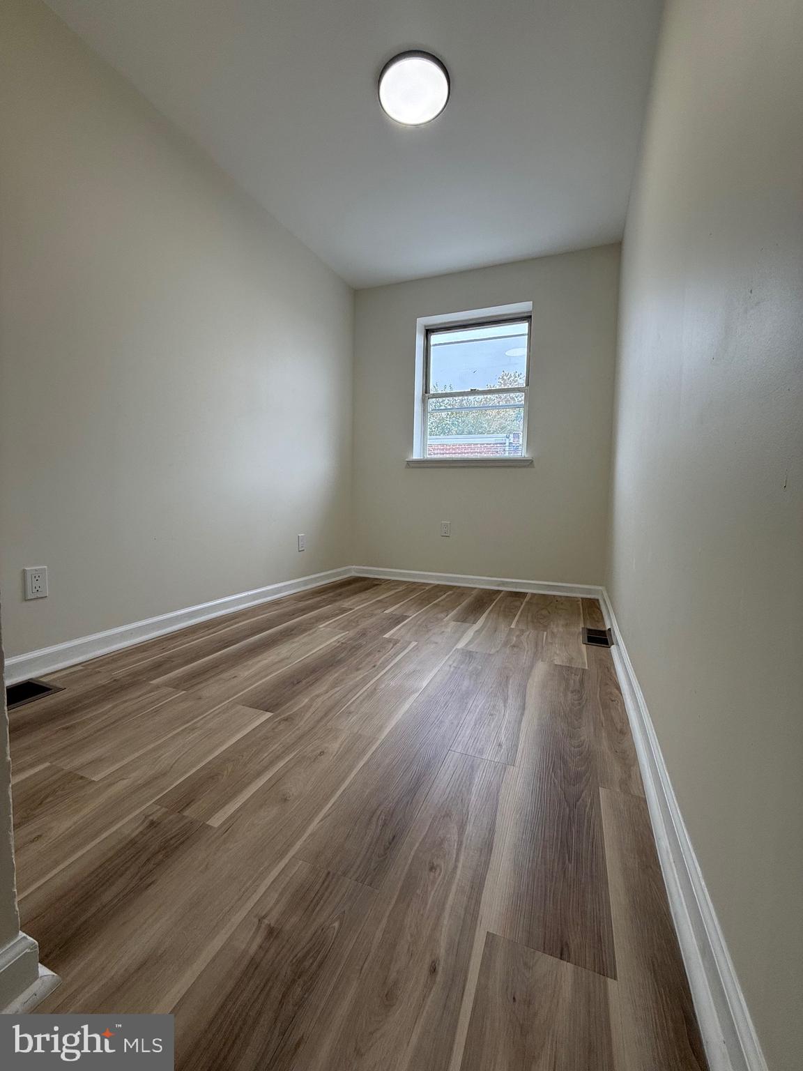 PHILADELPHIA (NORTHEAST) - Residential