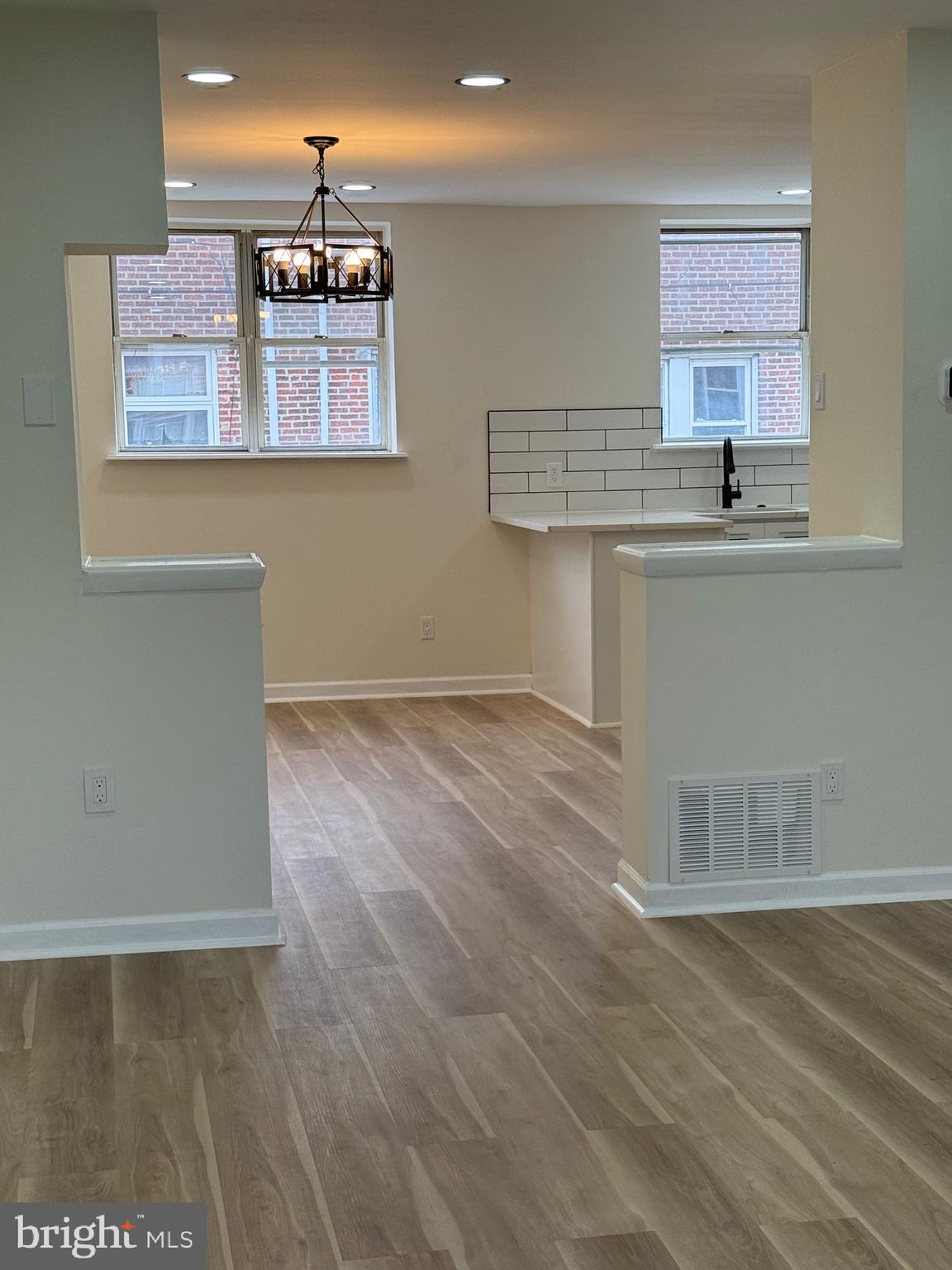 PHILADELPHIA (NORTHEAST) - Residential