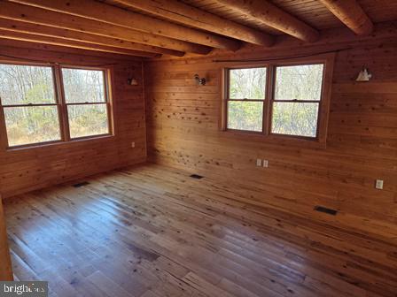 CABIN AT CAPON BRIDGE - Residential