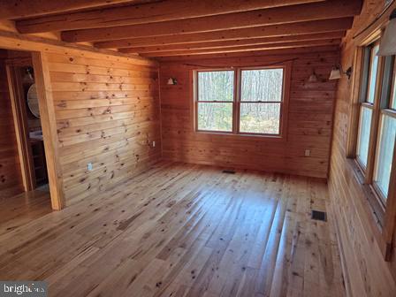 CABIN AT CAPON BRIDGE - Residential