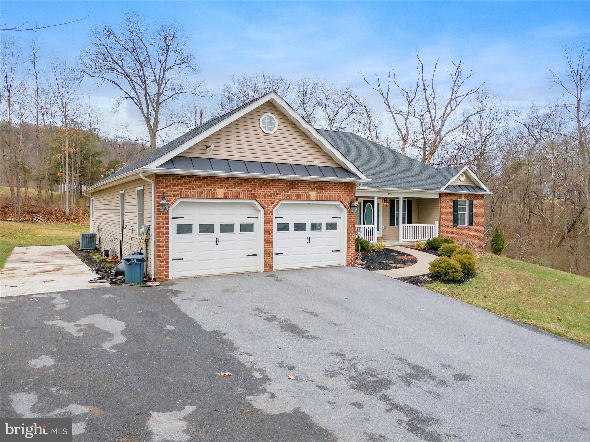 HICKORY RUN - Residential