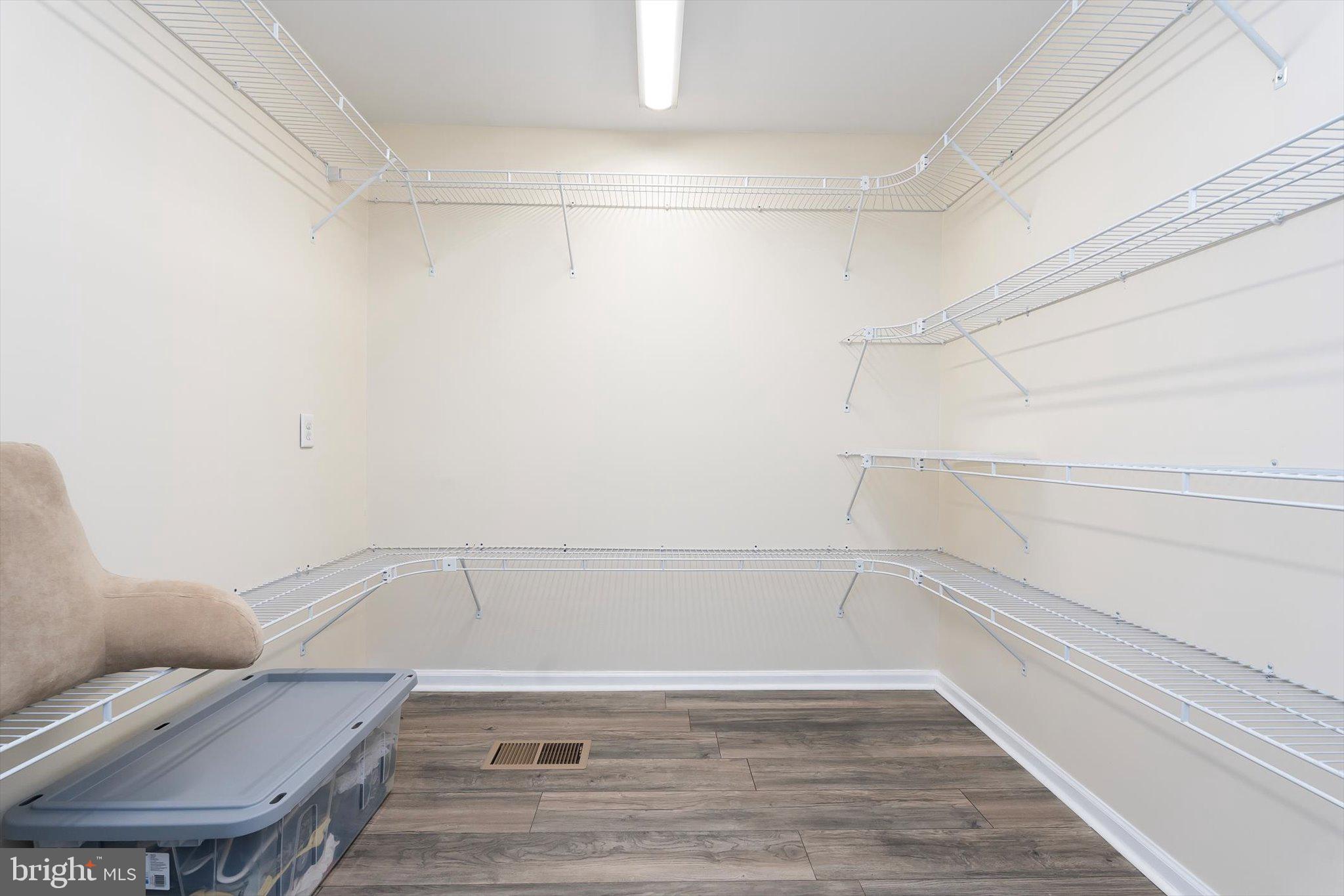 HICKORY RUN - Residential