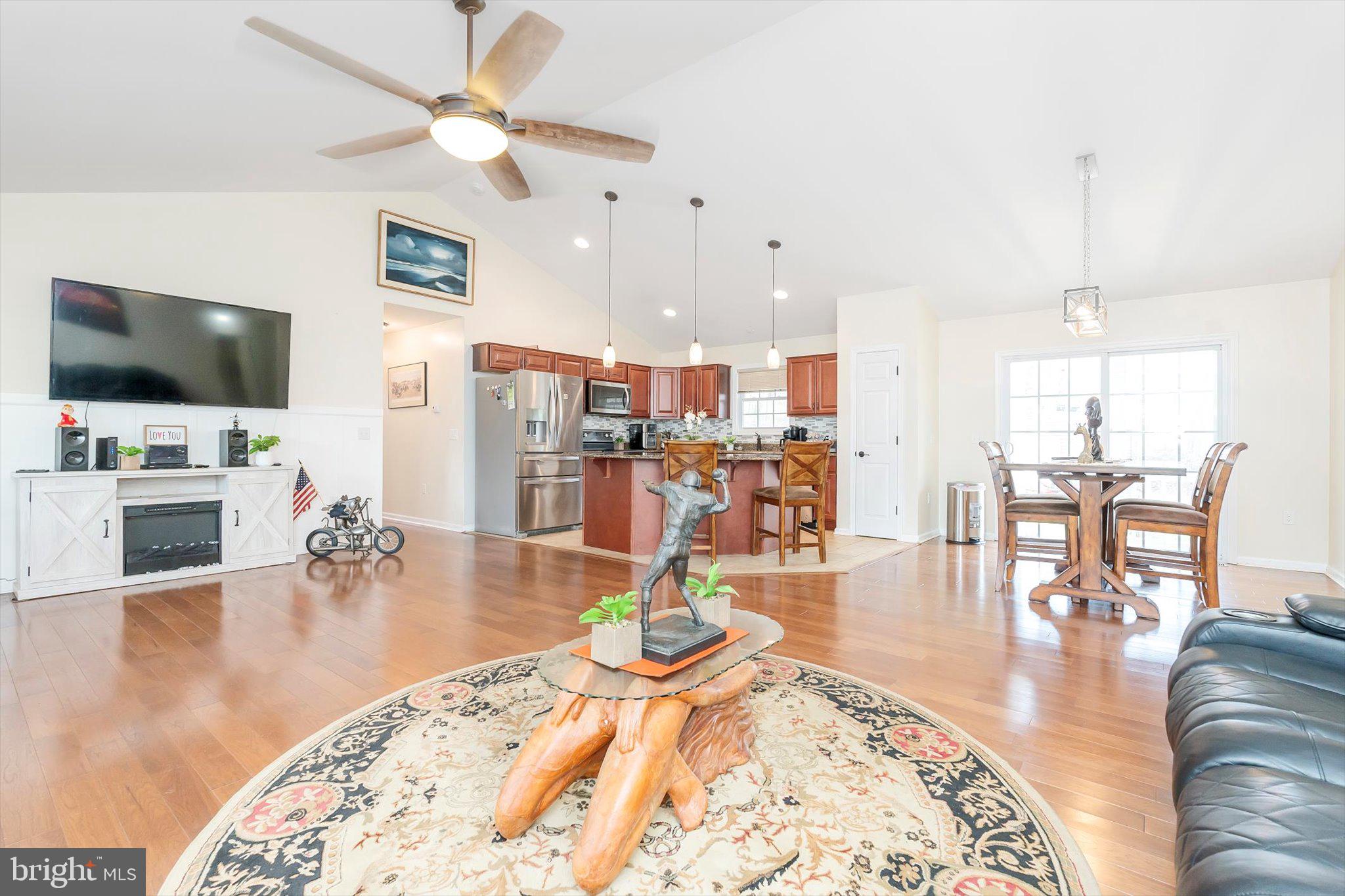 HICKORY RUN - Residential