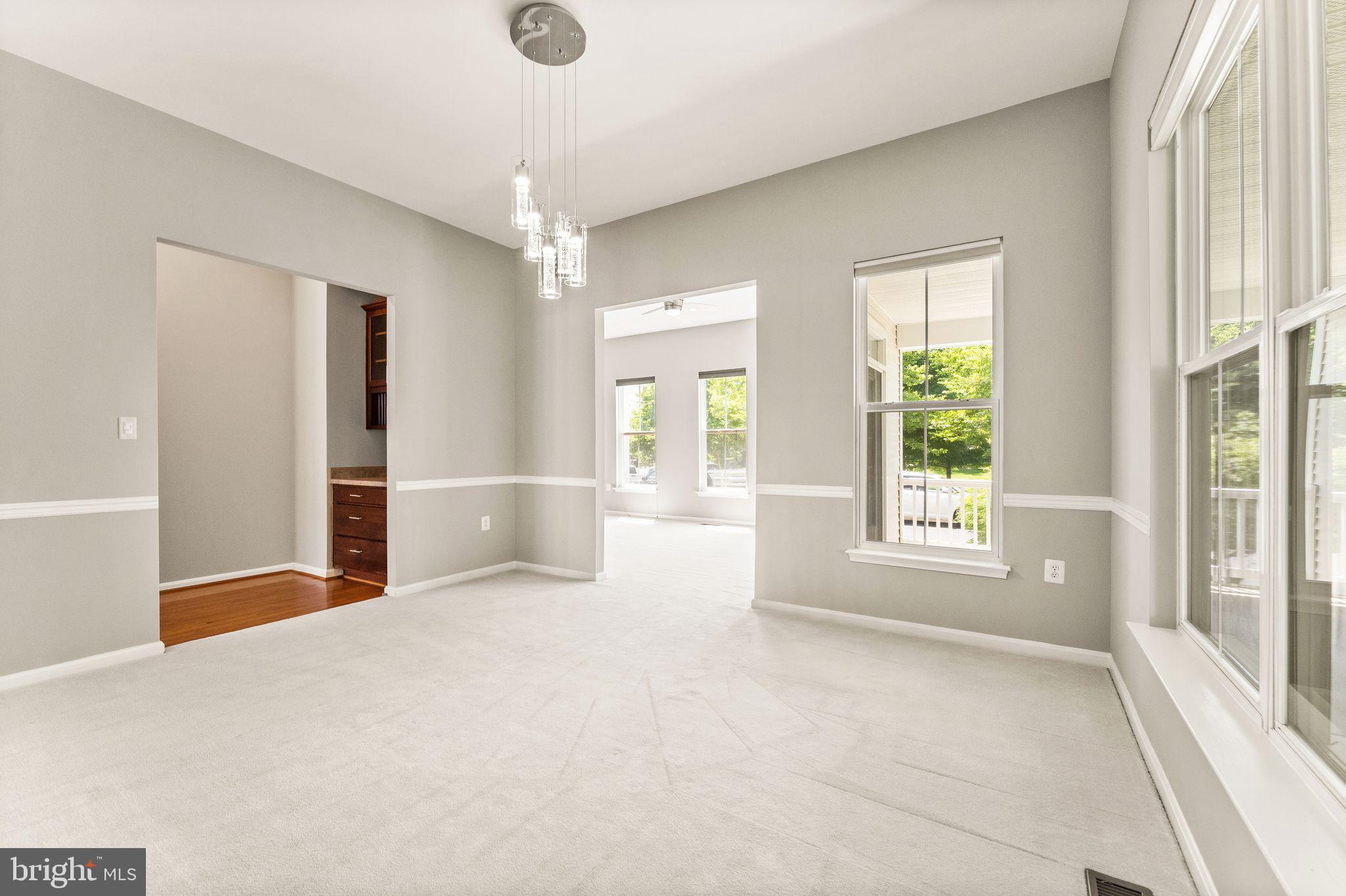 LAKE POINT ROUND HILL - Residential