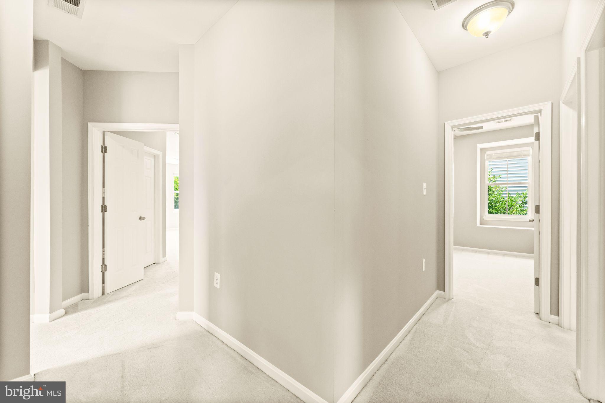 LAKE POINT ROUND HILL - Residential