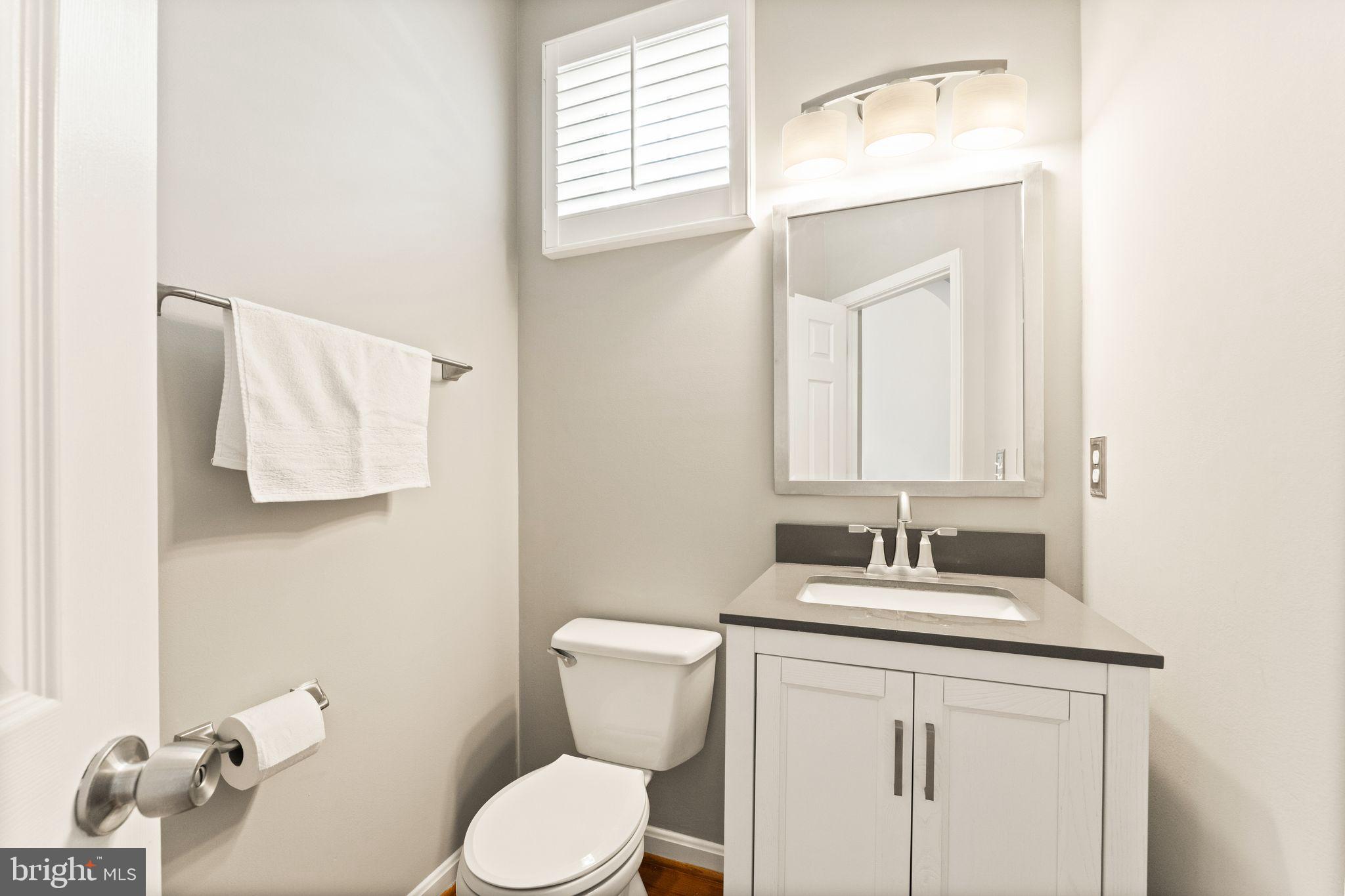 LAKE POINT ROUND HILL - Residential