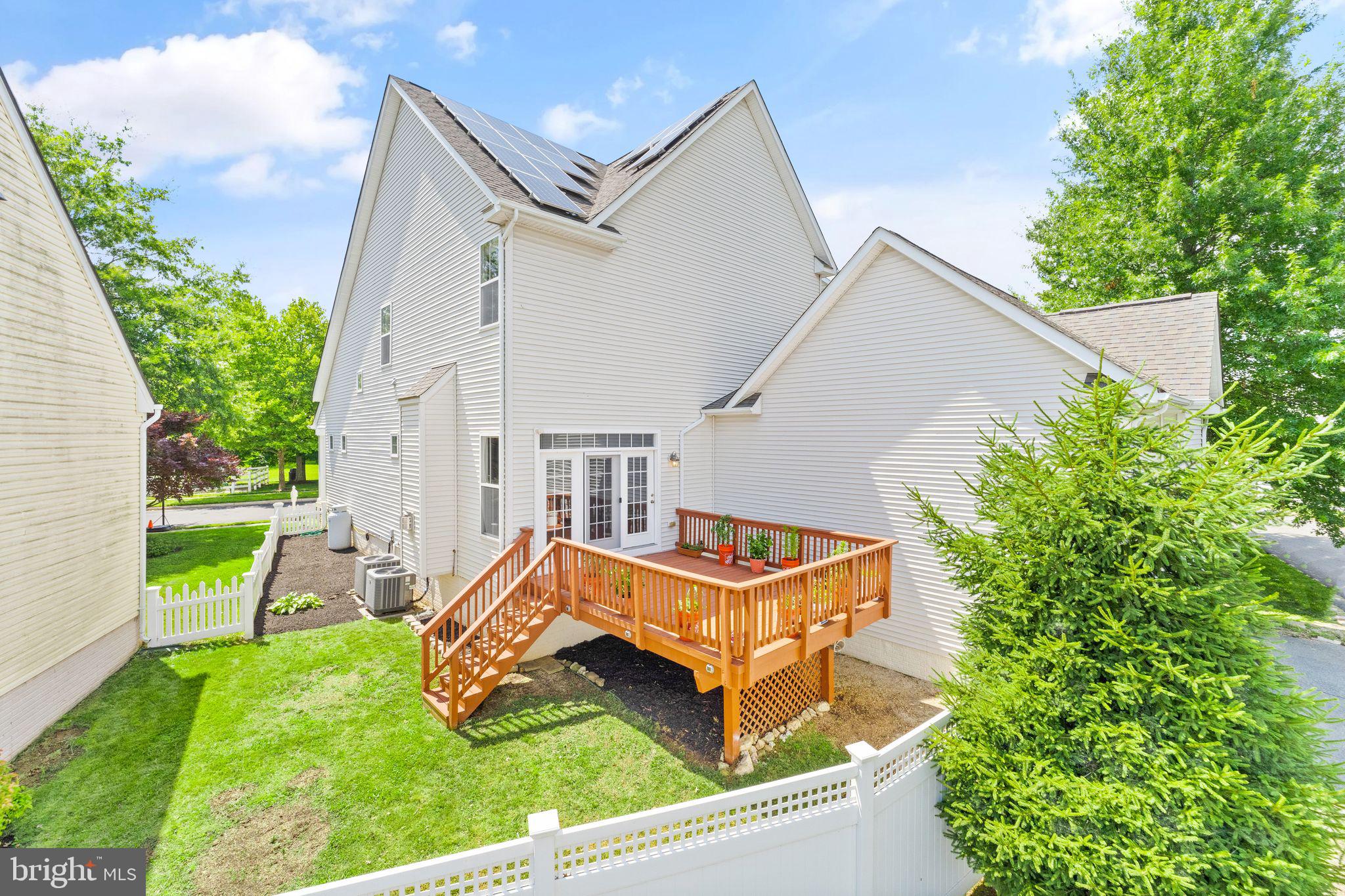 LAKE POINT ROUND HILL - Residential