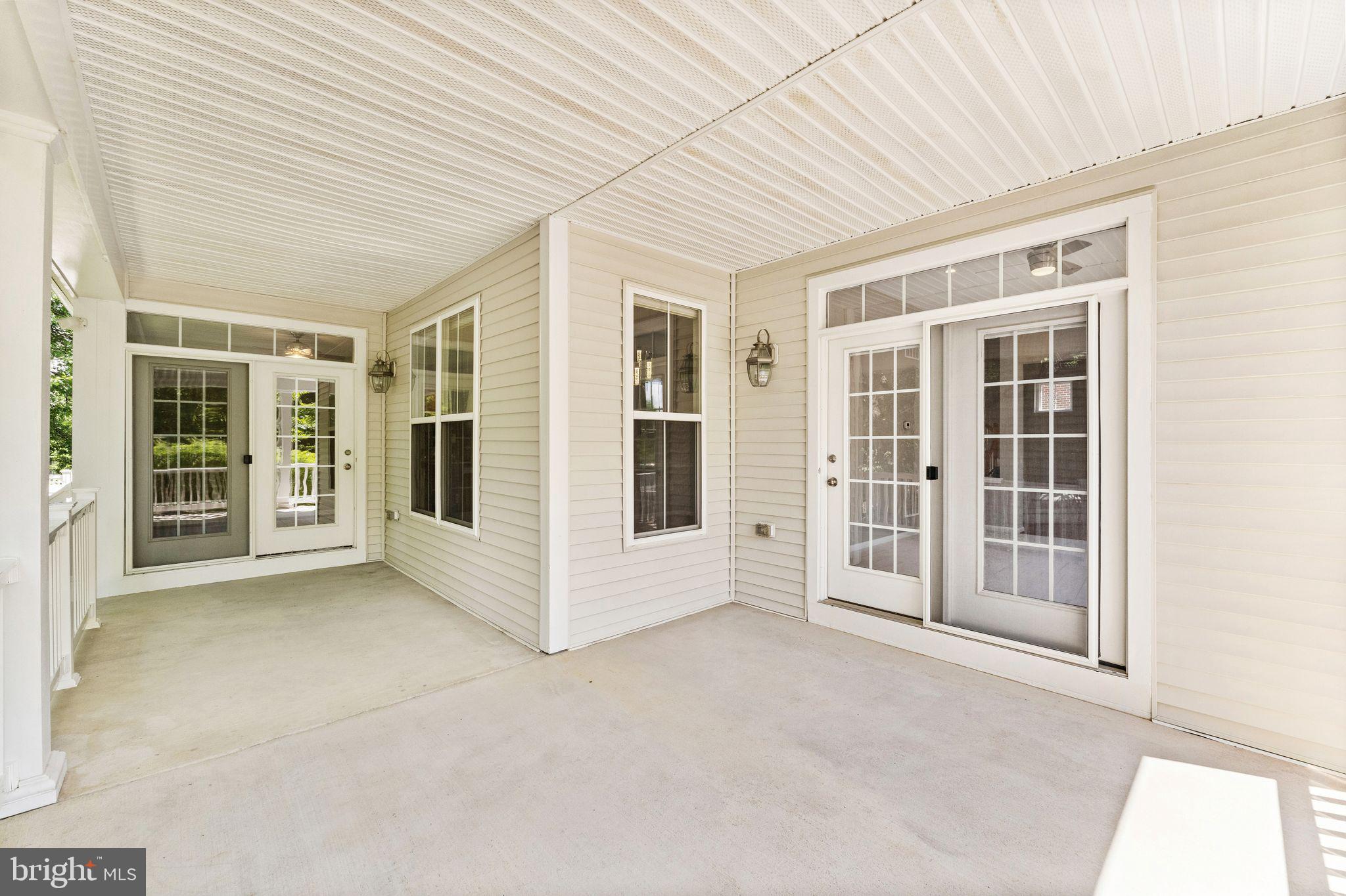 LAKE POINT ROUND HILL - Residential