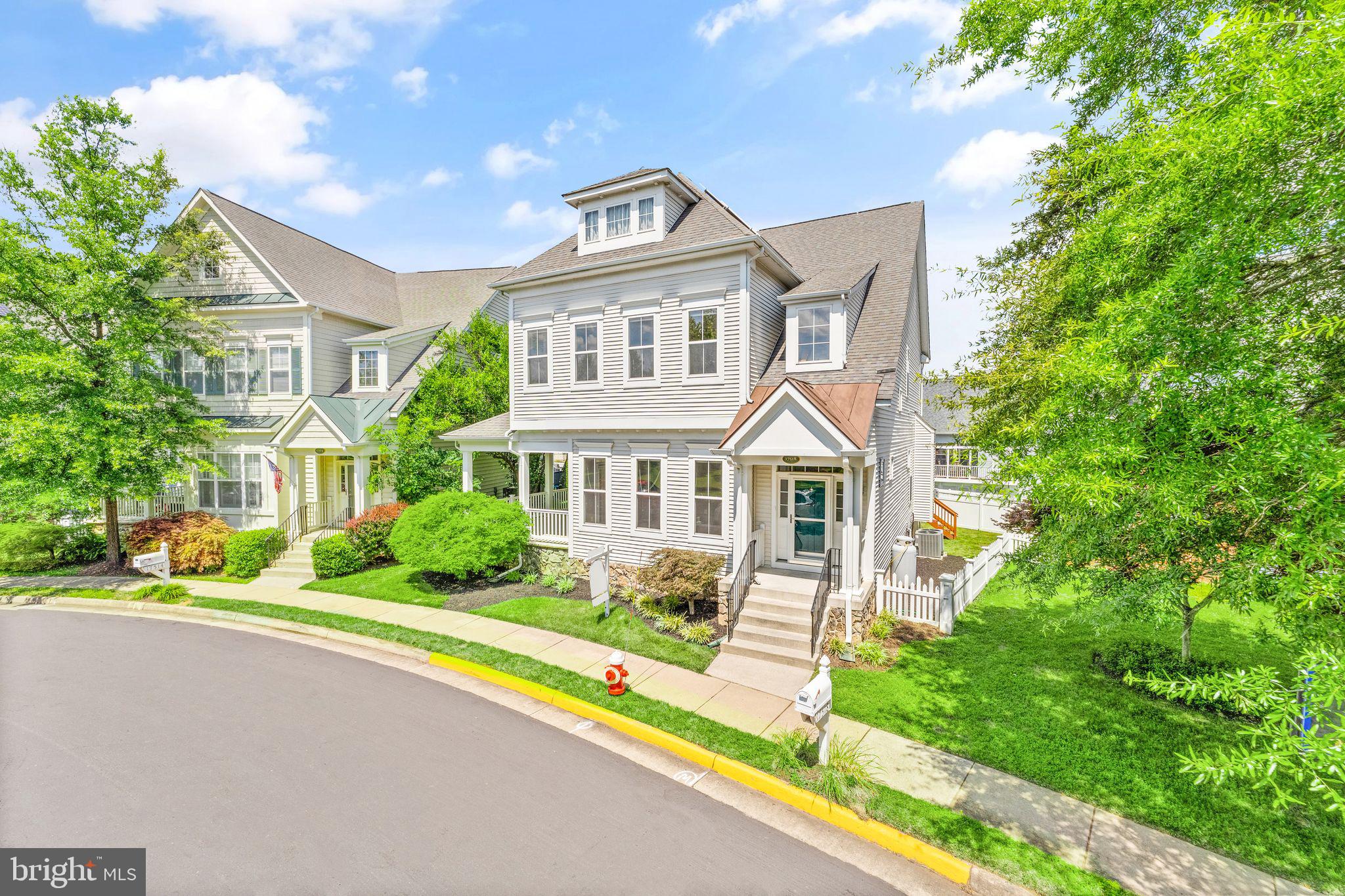 LAKE POINT ROUND HILL - Residential