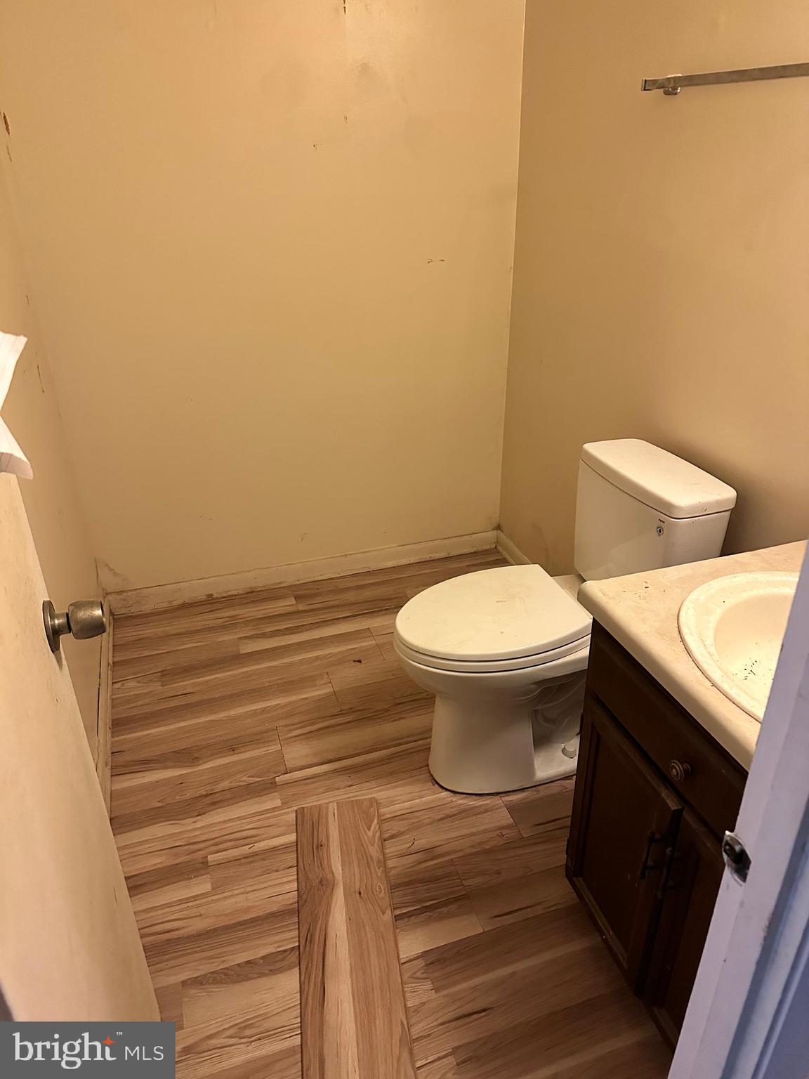 PINECREST - Residential