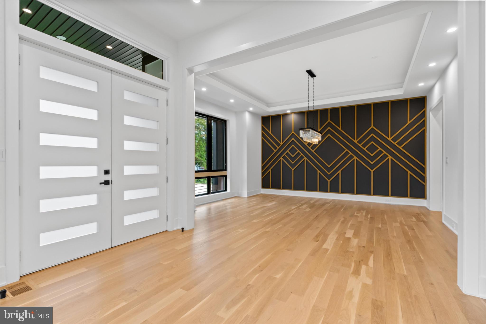 2033 MAYNARD DRIVE