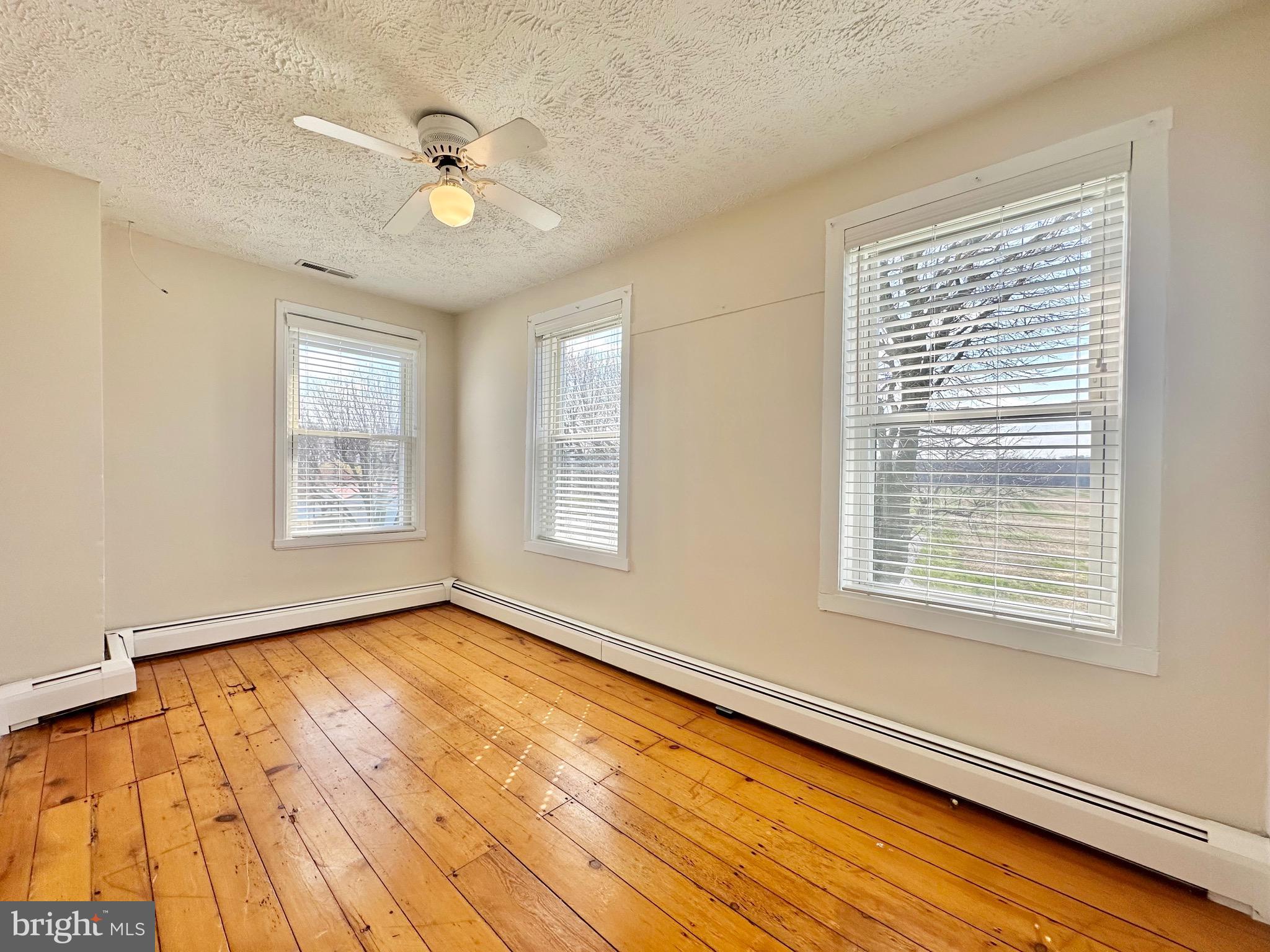 JARRETTSVILLE - Residential Lease