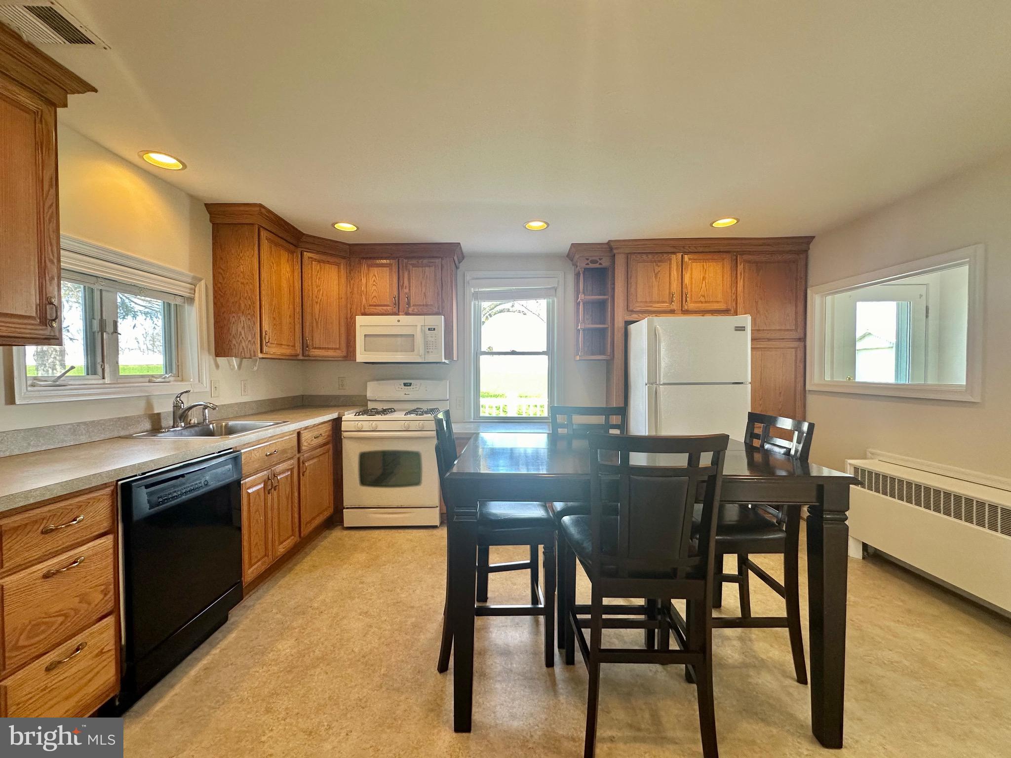 JARRETTSVILLE - Residential Lease