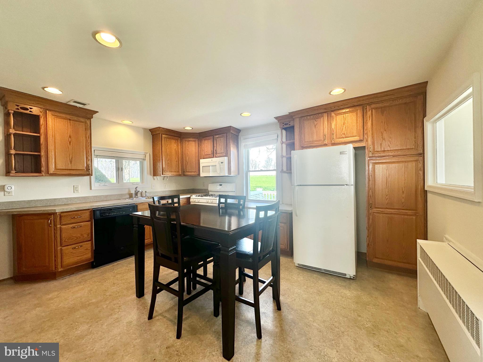 JARRETTSVILLE - Residential Lease