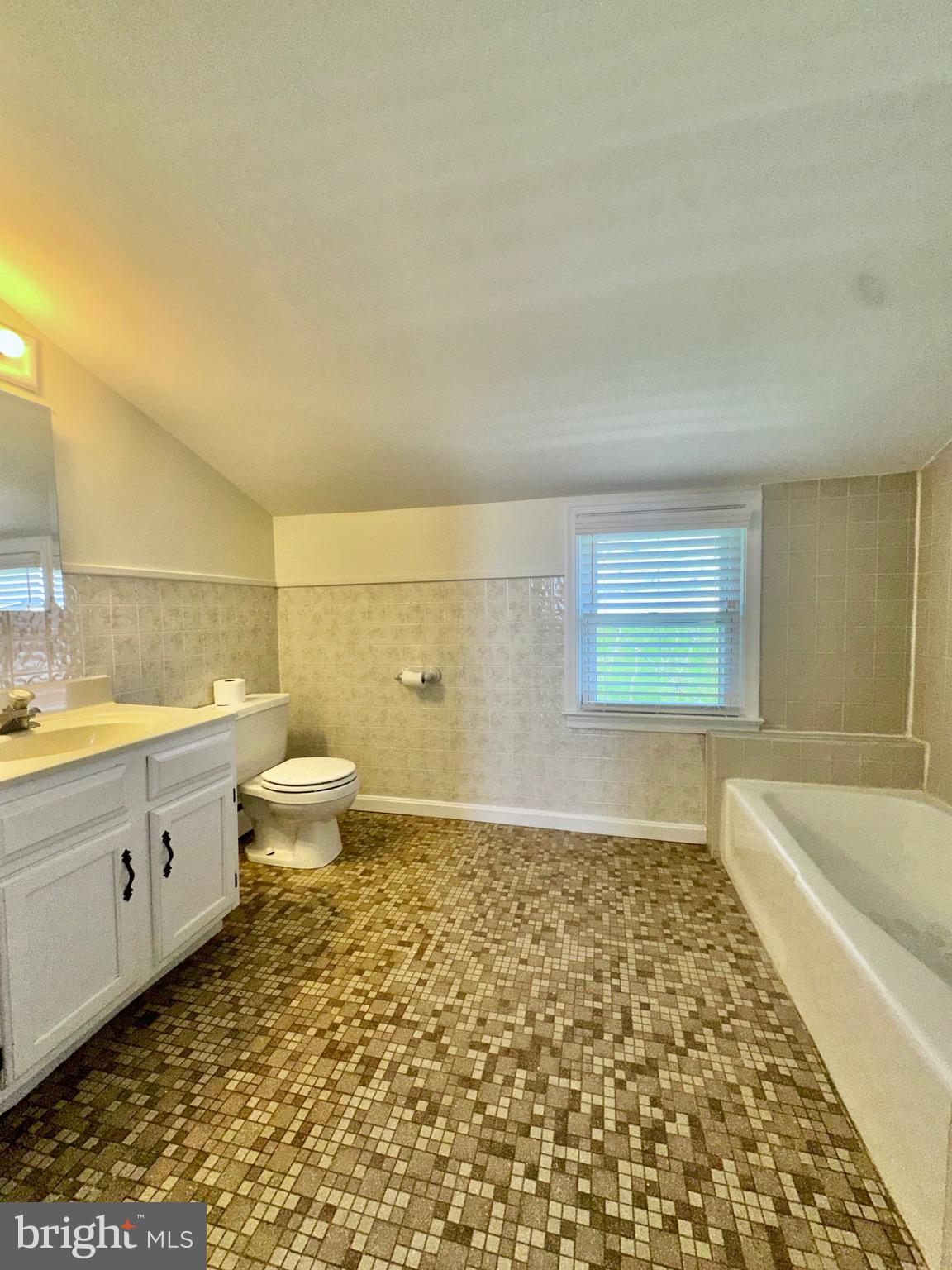 JARRETTSVILLE - Residential Lease