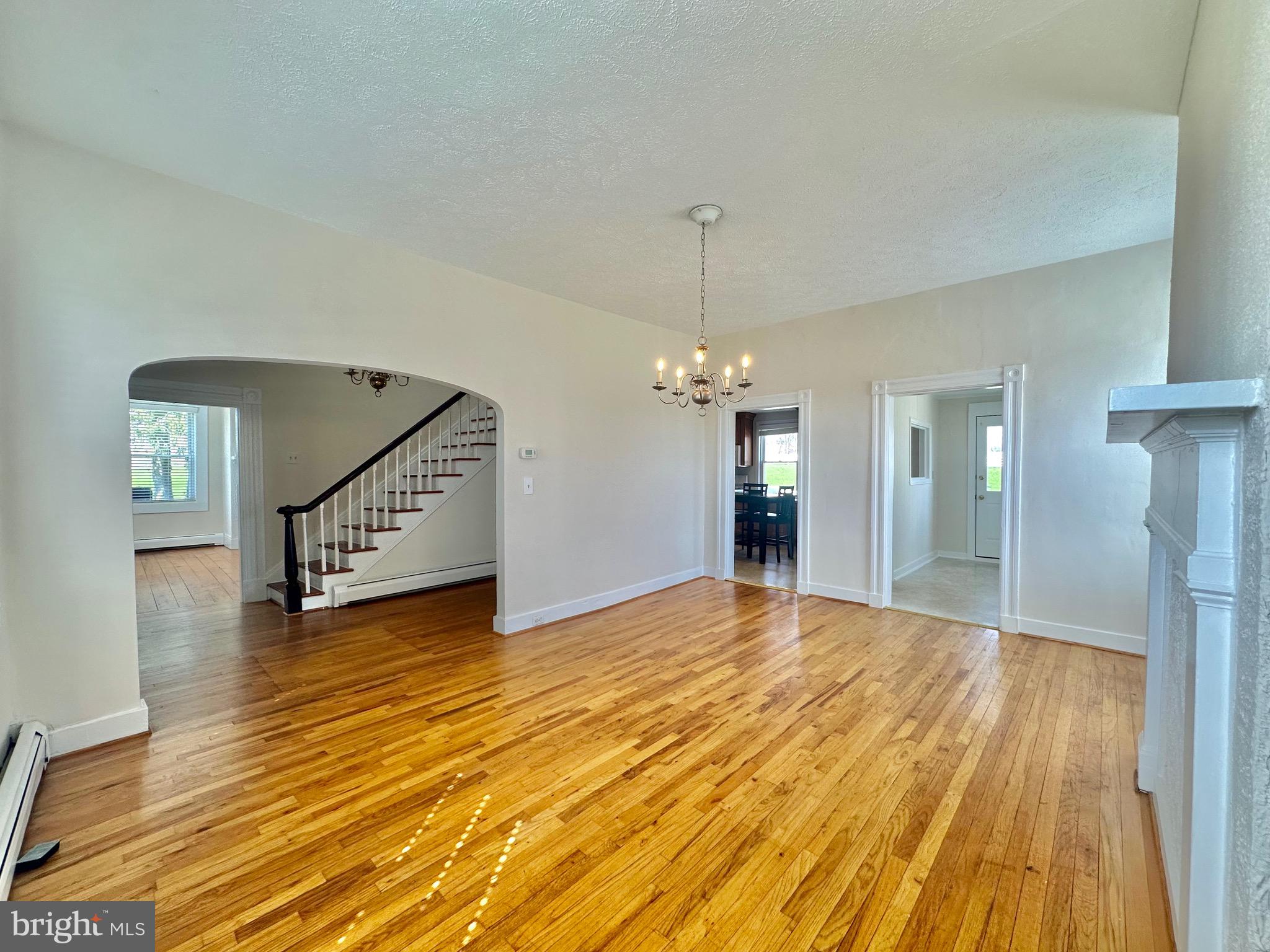 JARRETTSVILLE - Residential Lease