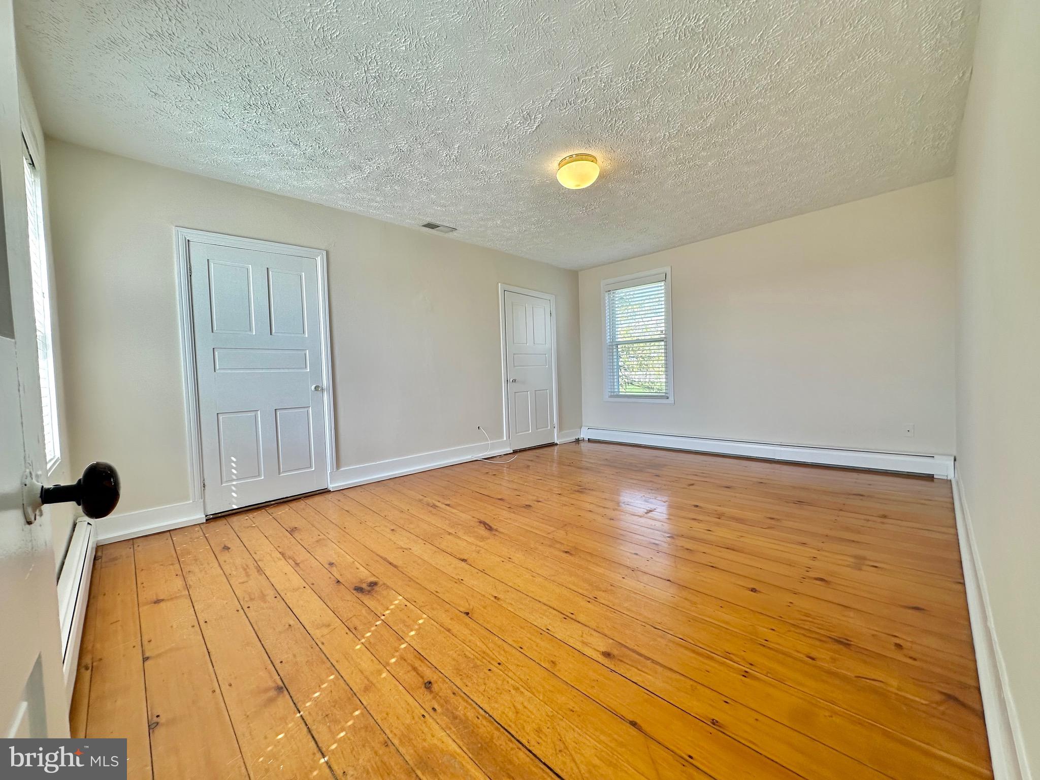 JARRETTSVILLE - Residential Lease