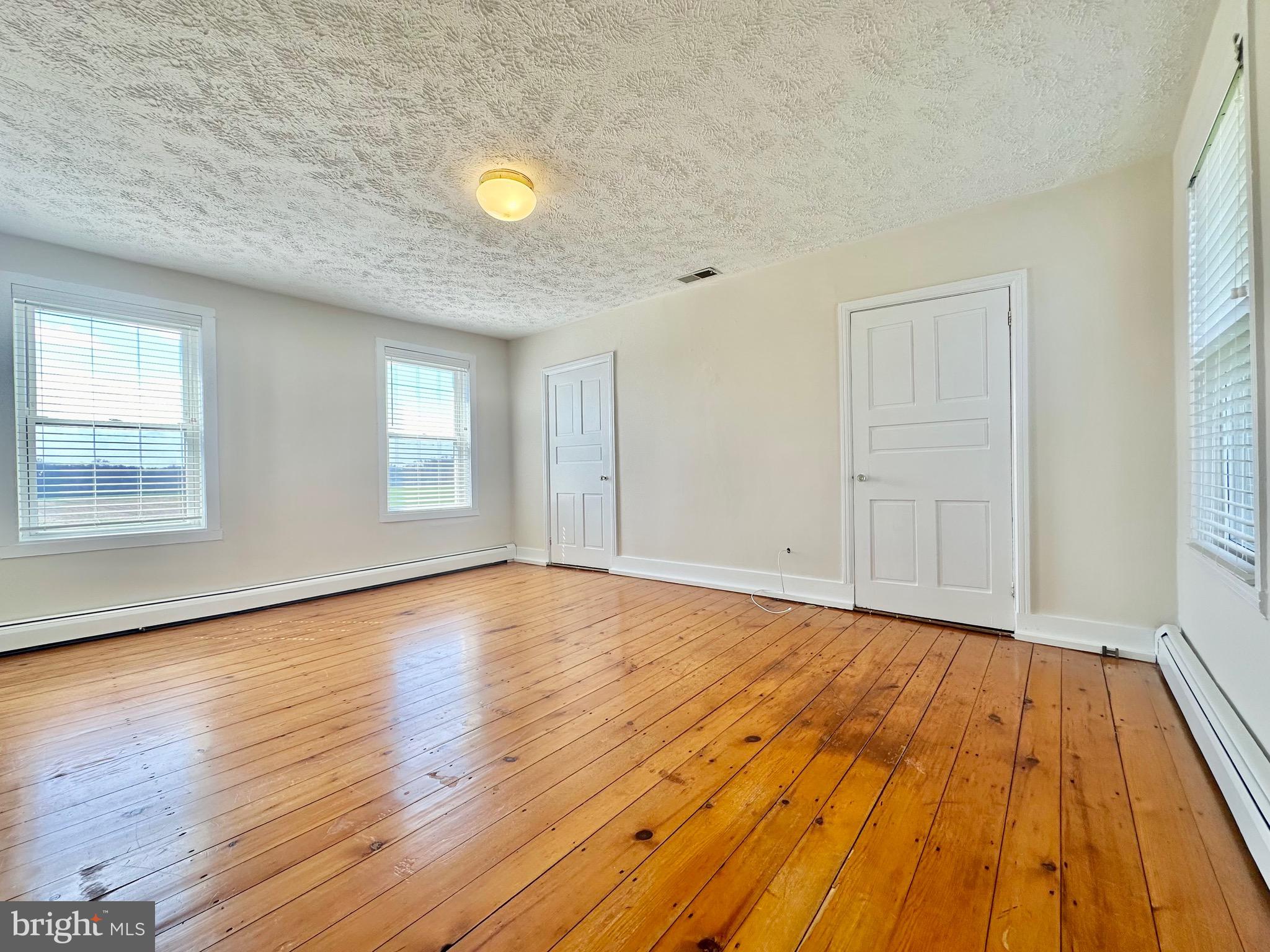 JARRETTSVILLE - Residential Lease