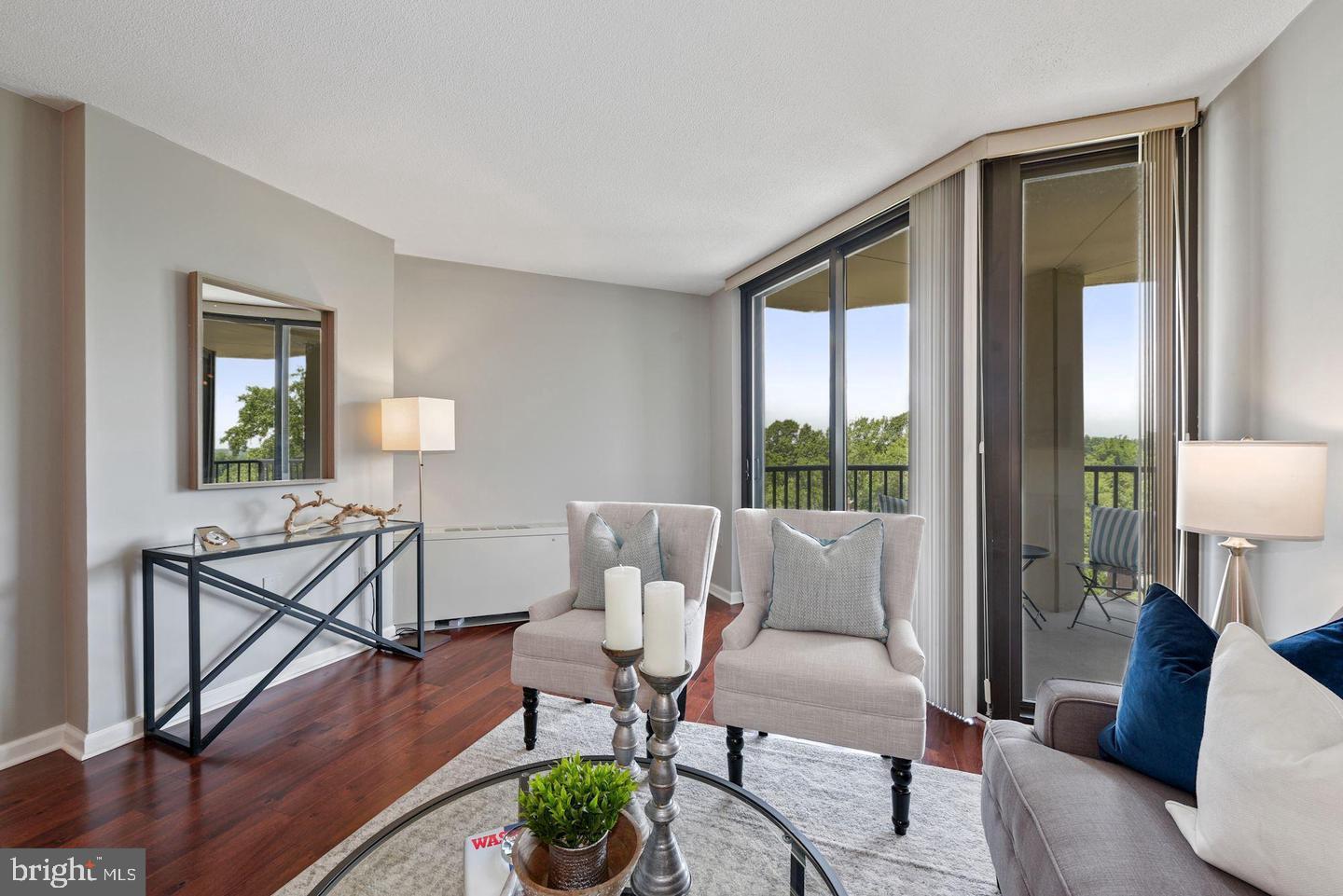 RIVIERA OF CHEVY CHASE - Residential