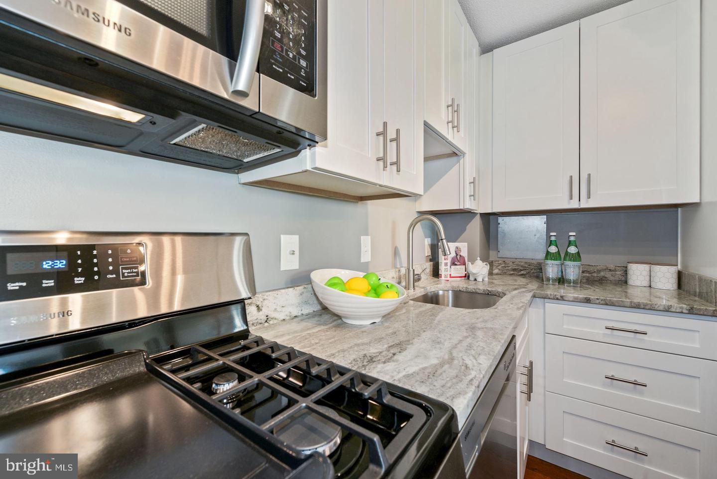 RIVIERA OF CHEVY CHASE - Residential