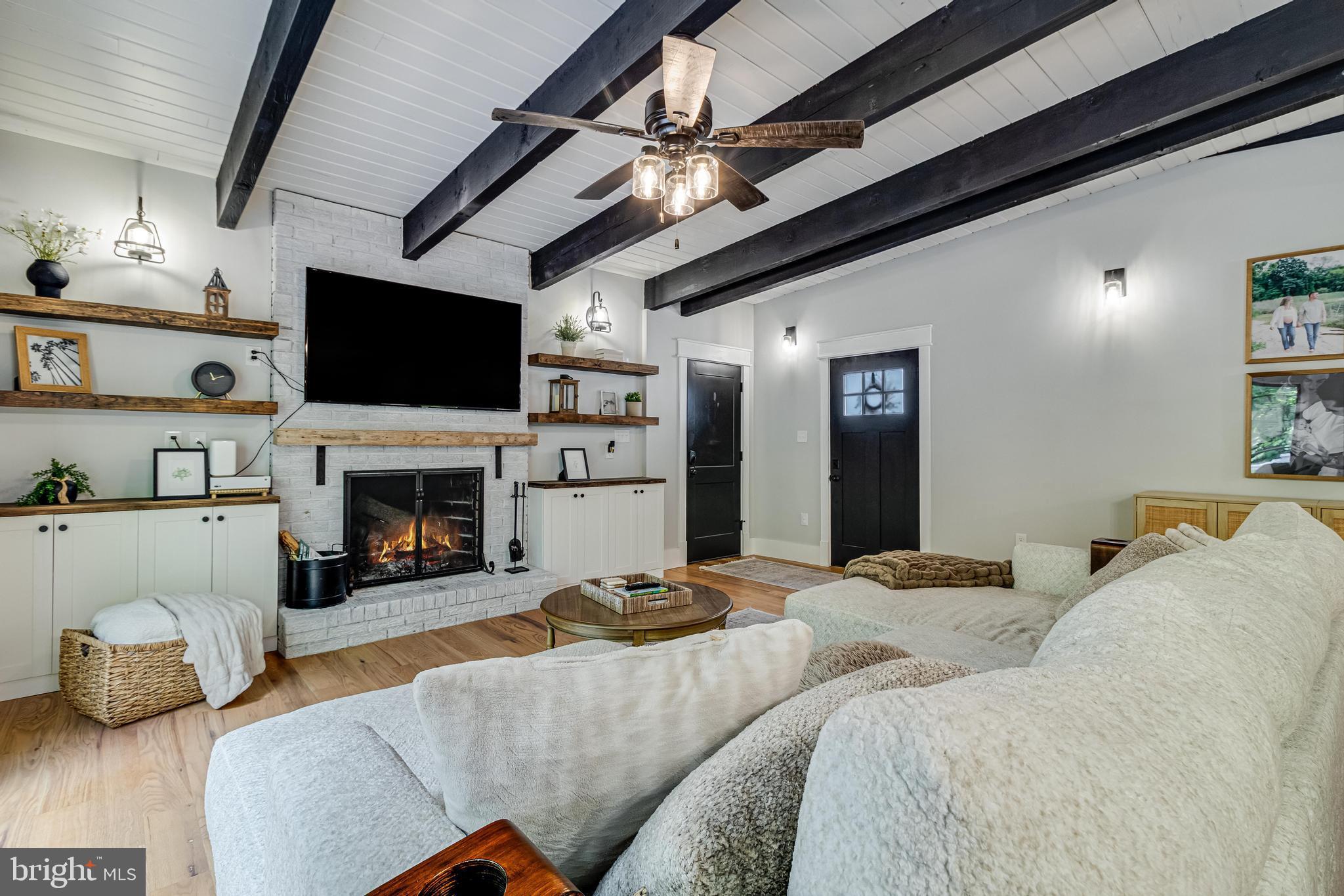 29822 DONNA DRIVE