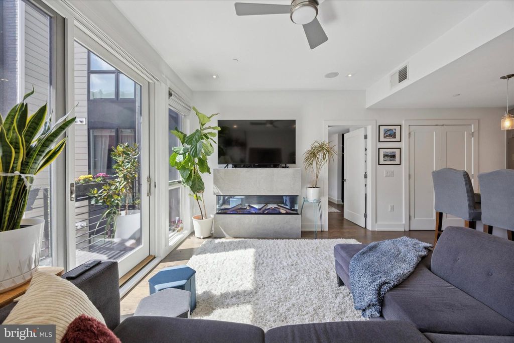 Photo of 620 N 3rd Street #3B, PHILADELPHIA, PA 19123 (MLS # PAPH2539830)