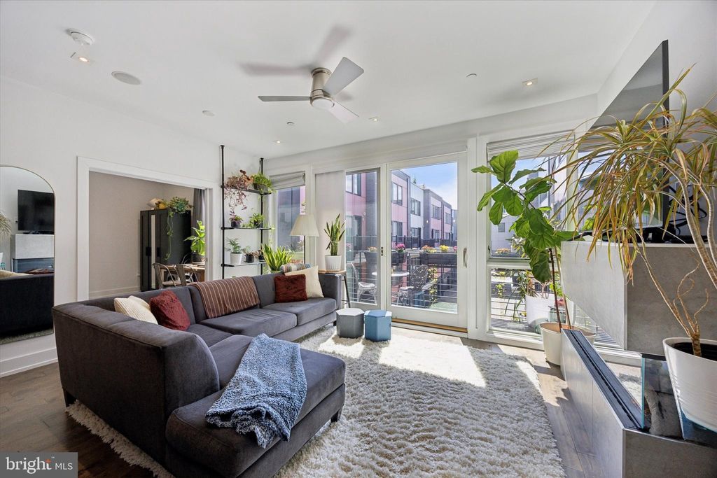 Photo of 620 N 3rd Street #3B, PHILADELPHIA, PA 19123 (MLS # PAPH2539830)