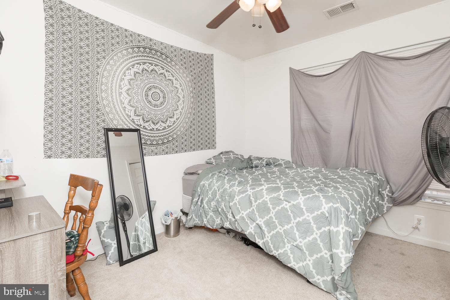 LAKELAND PLACE - Residential