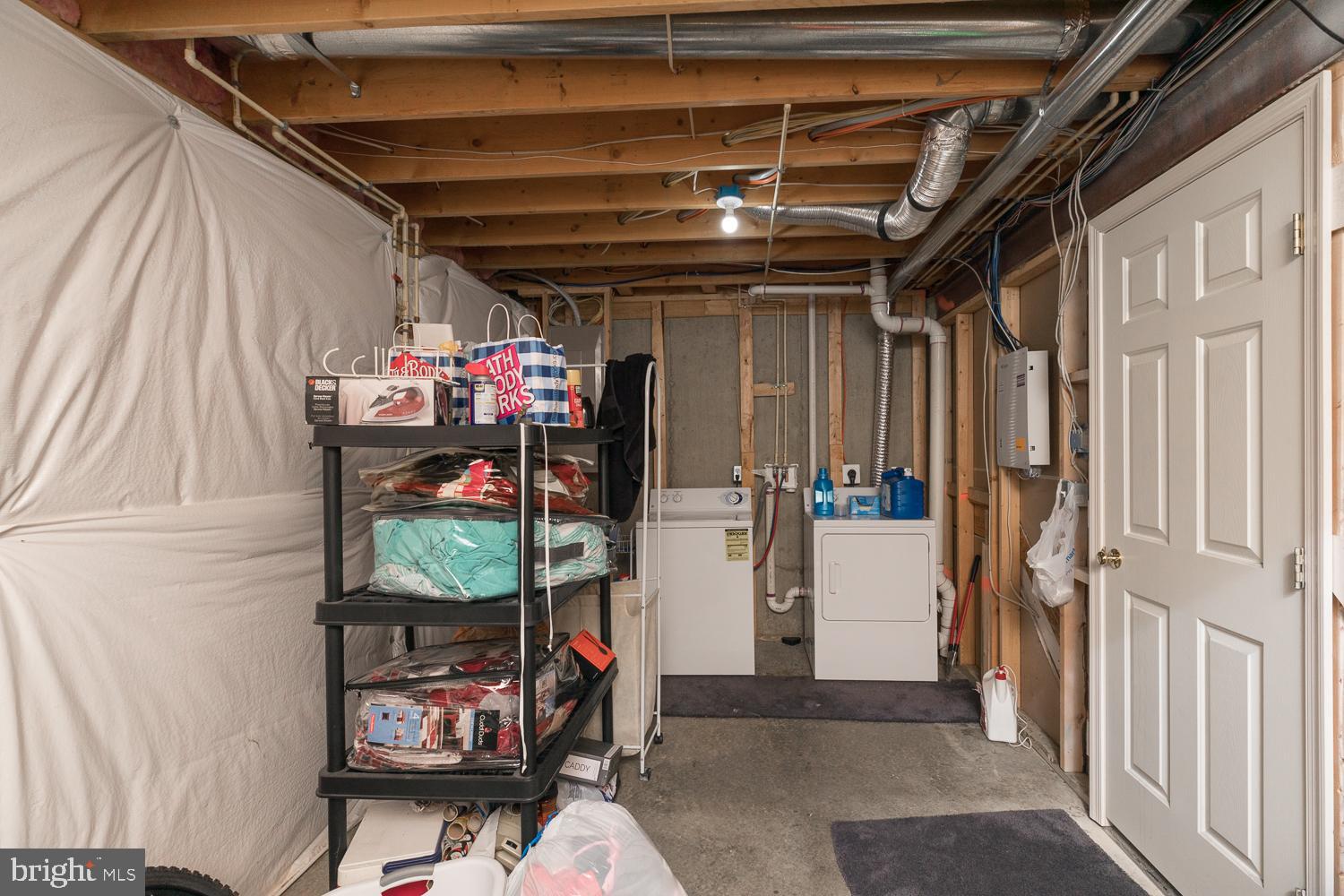 LAKELAND PLACE - Residential