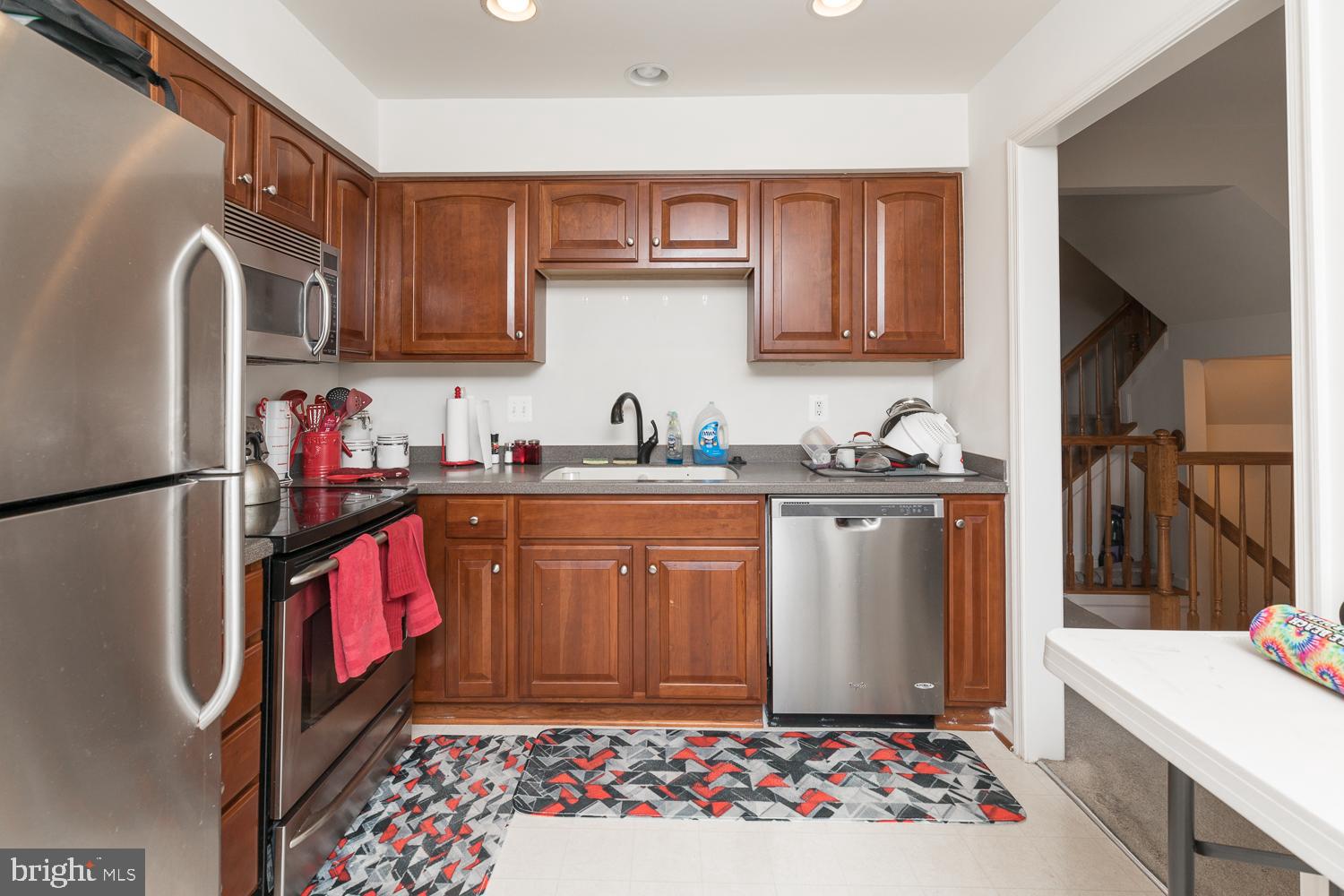 LAKELAND PLACE - Residential