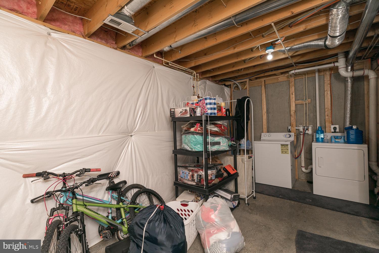 LAKELAND PLACE - Residential