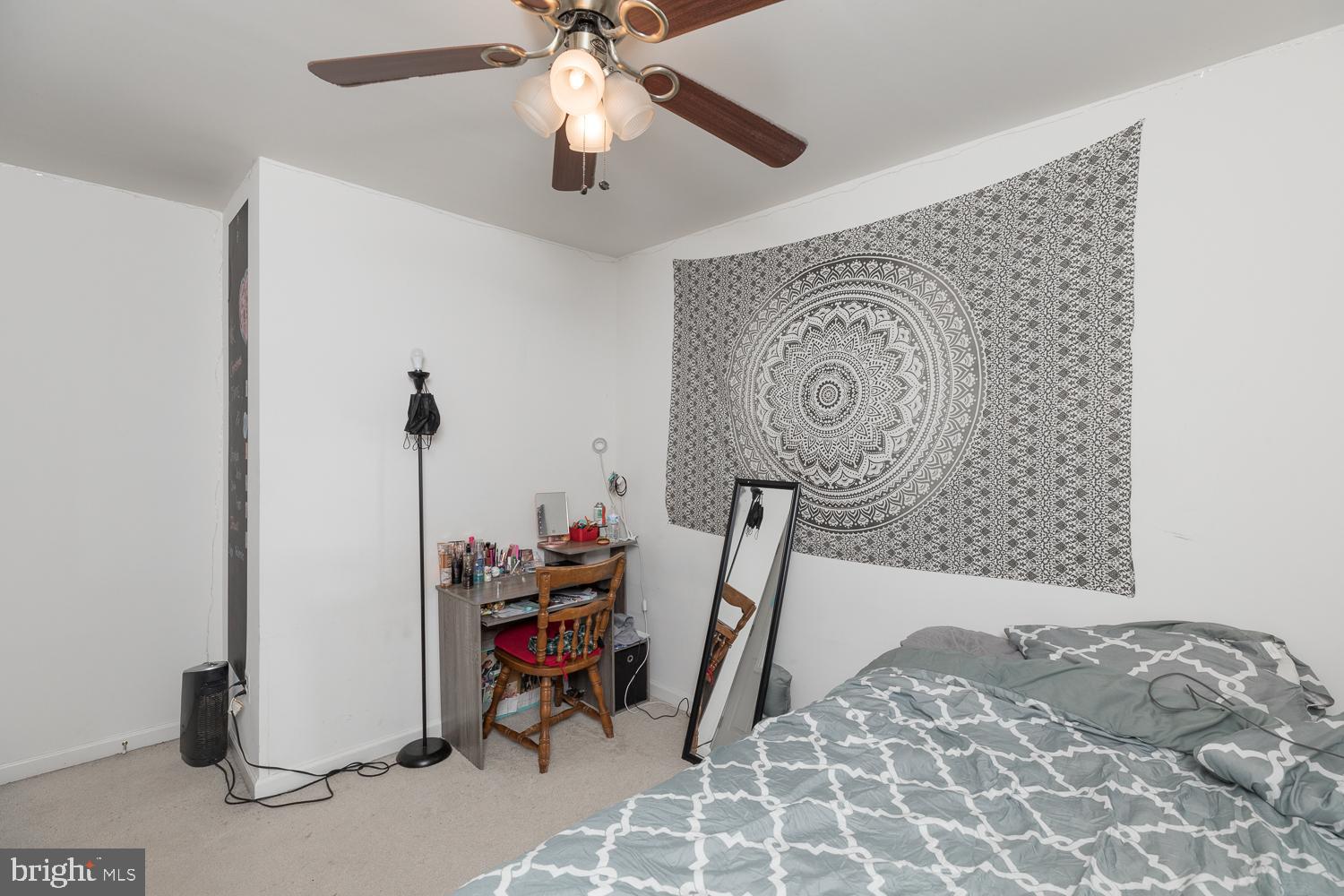 LAKELAND PLACE - Residential