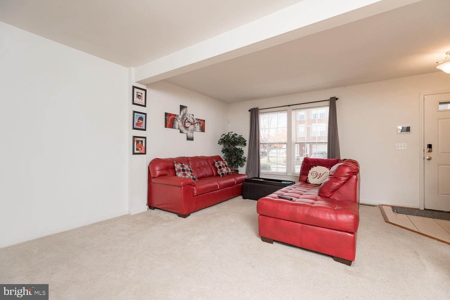 LAKELAND PLACE - Residential