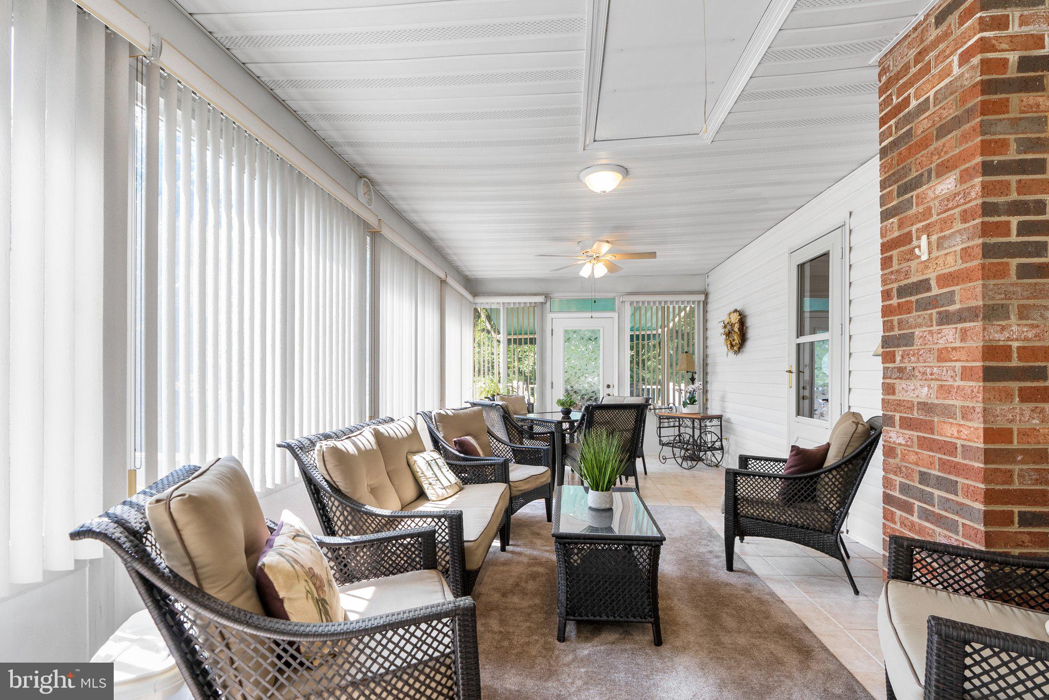 QUINCE ORCHARD VALLEY - Residential