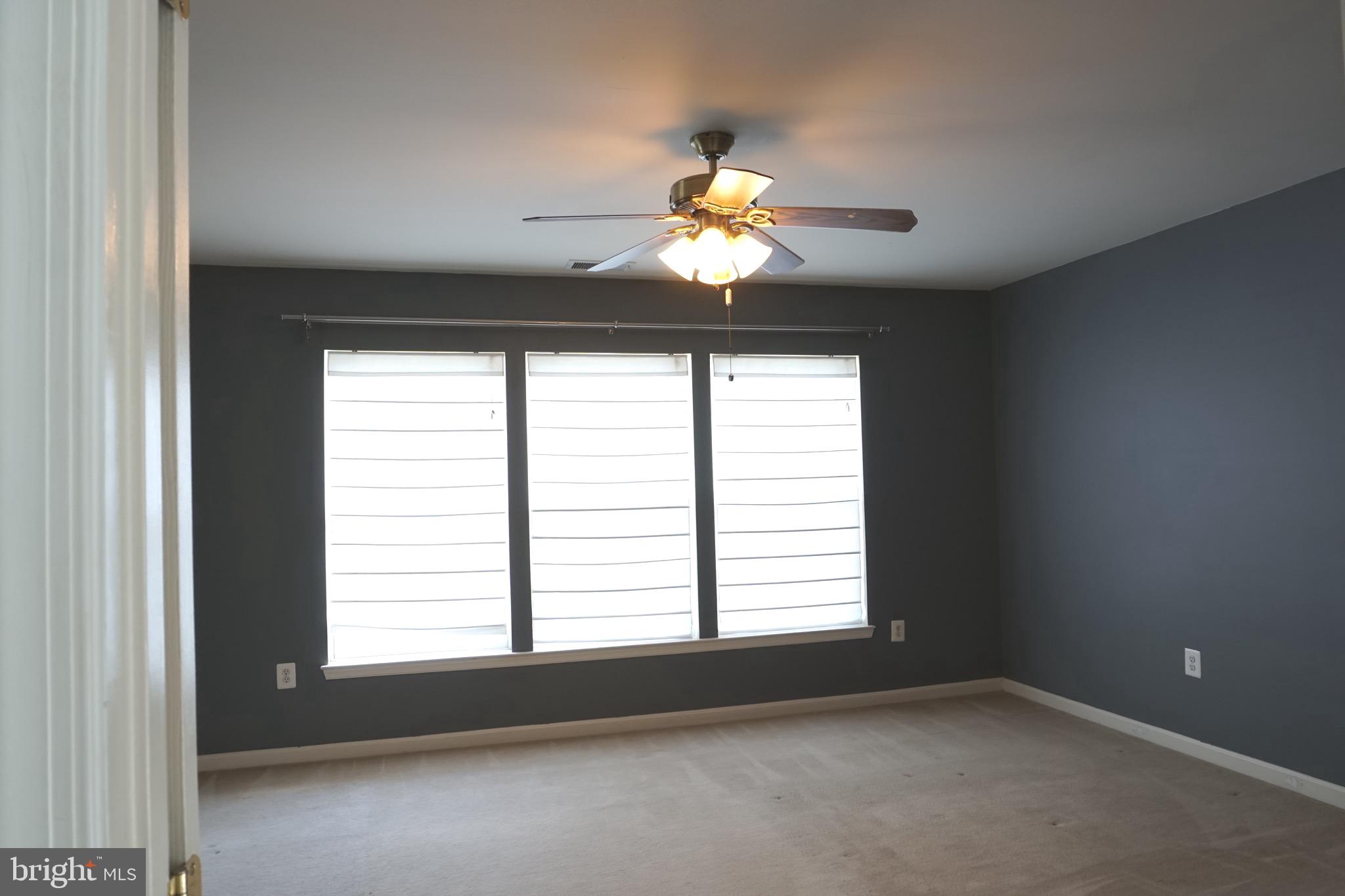 BLOOMS CROSSING - Residential Lease