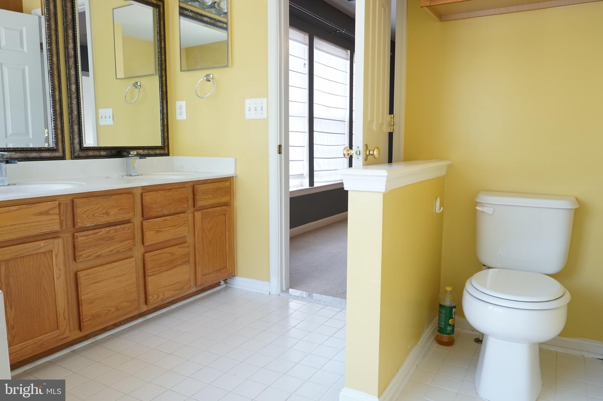 BLOOMS CROSSING - Residential Lease