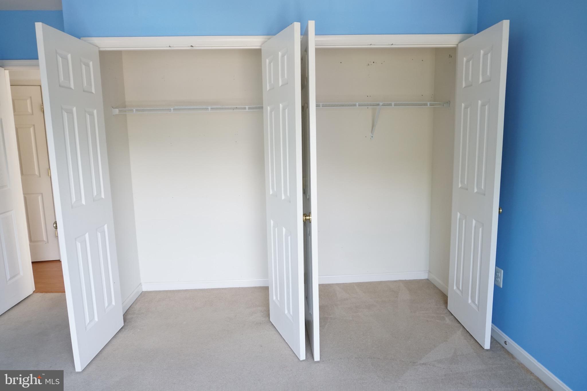 BLOOMS CROSSING - Residential Lease