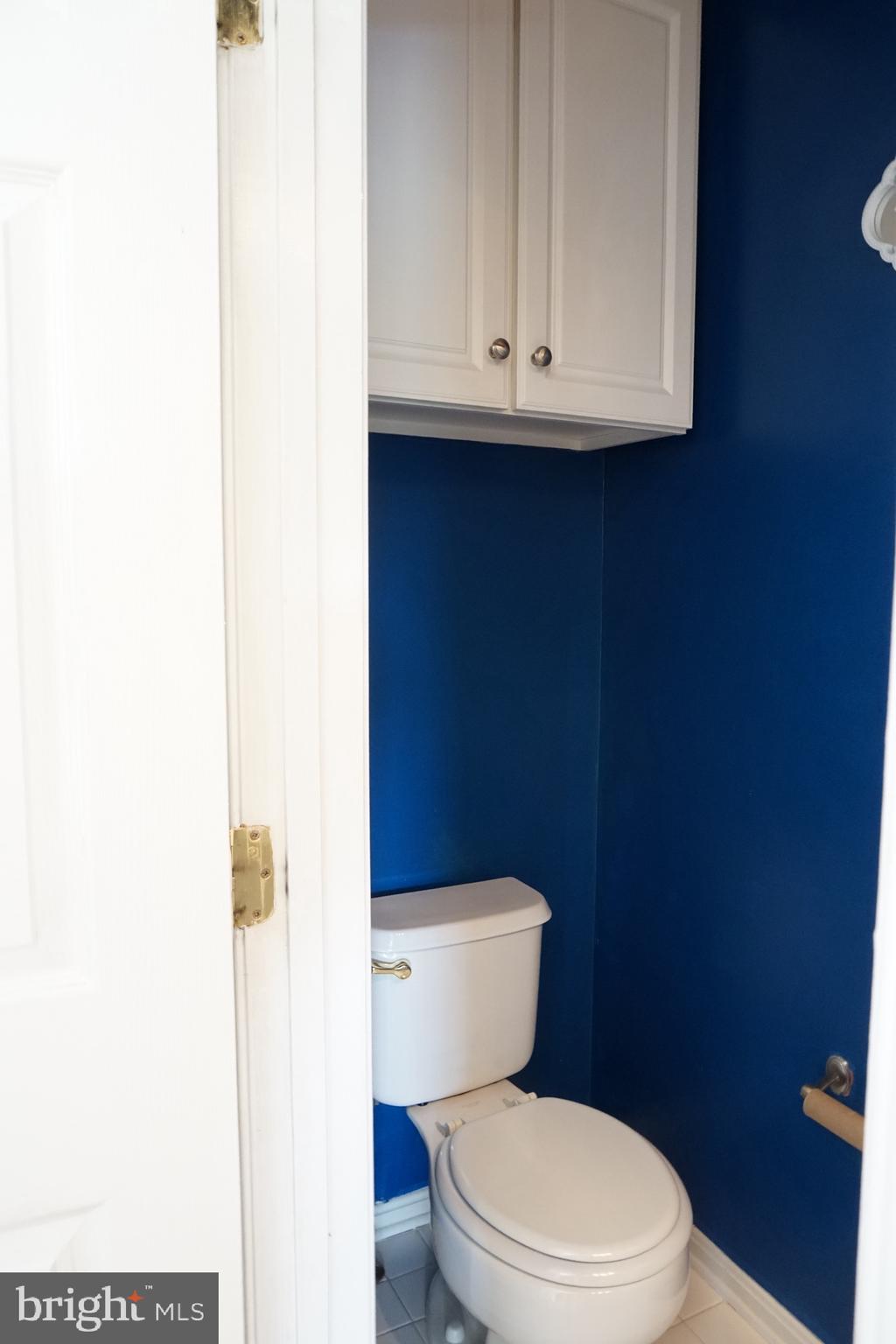 BLOOMS CROSSING - Residential Lease