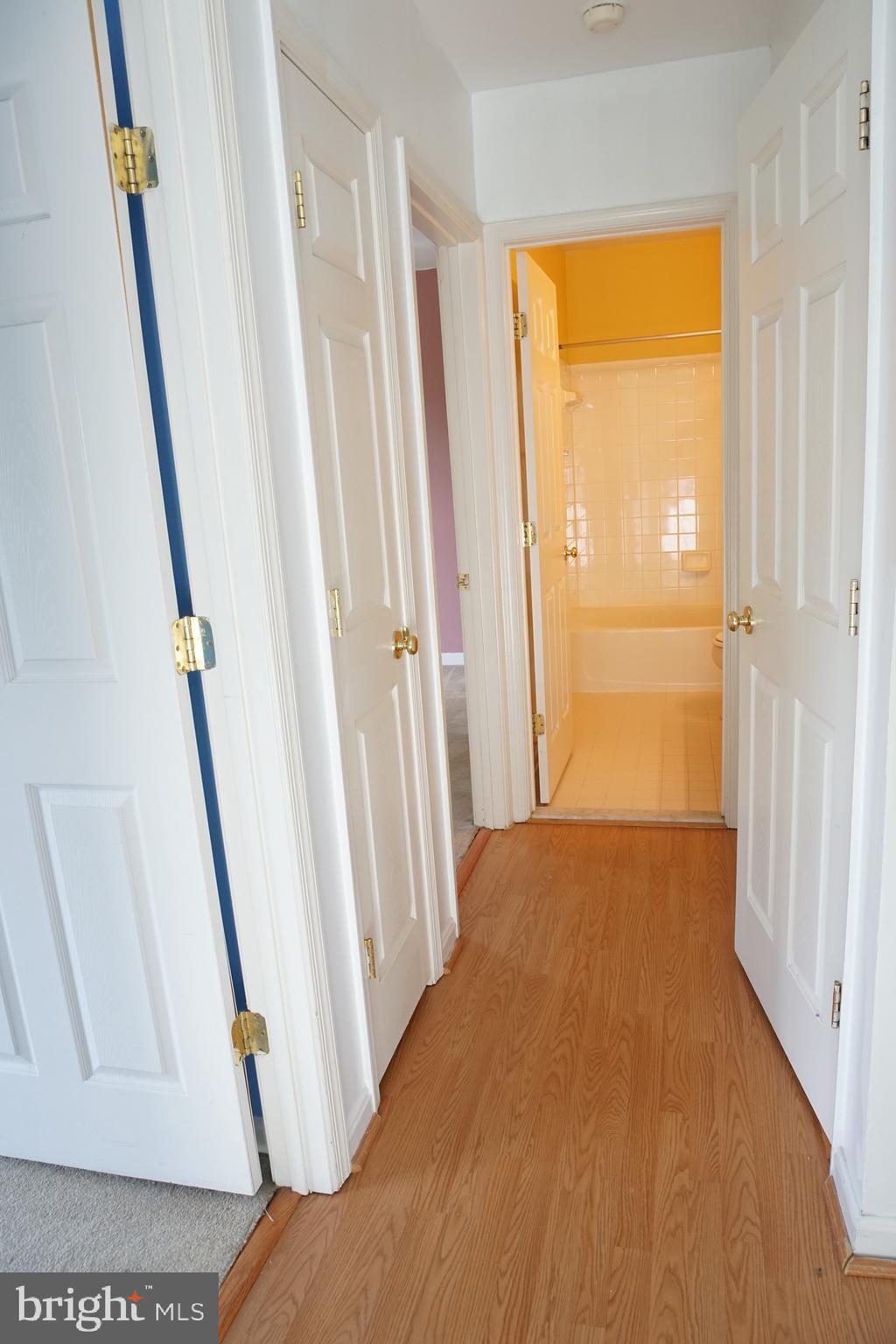 BLOOMS CROSSING - Residential Lease