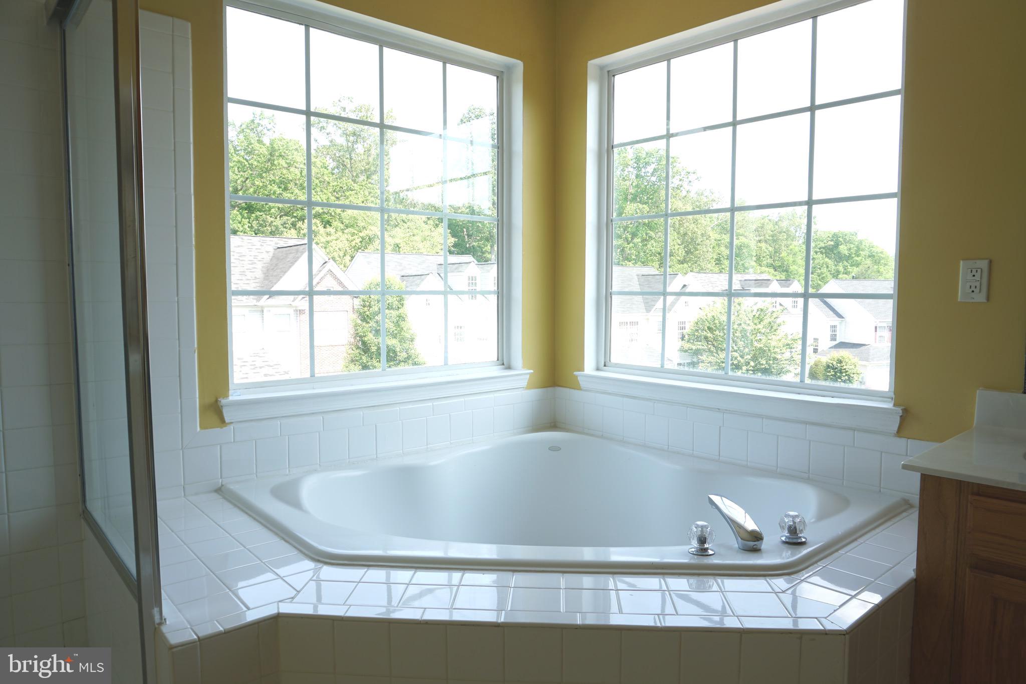 BLOOMS CROSSING - Residential Lease