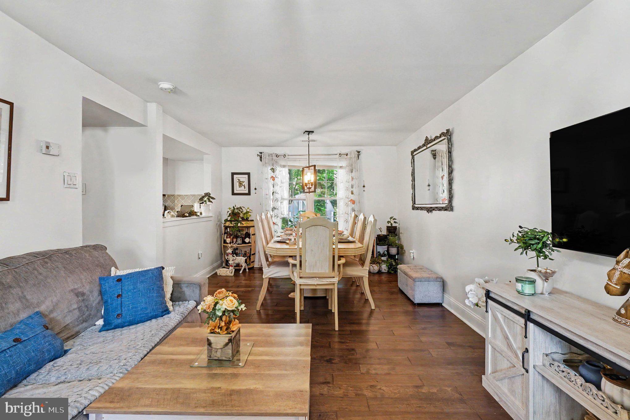 WILLOUGHBY WOODS - Residential