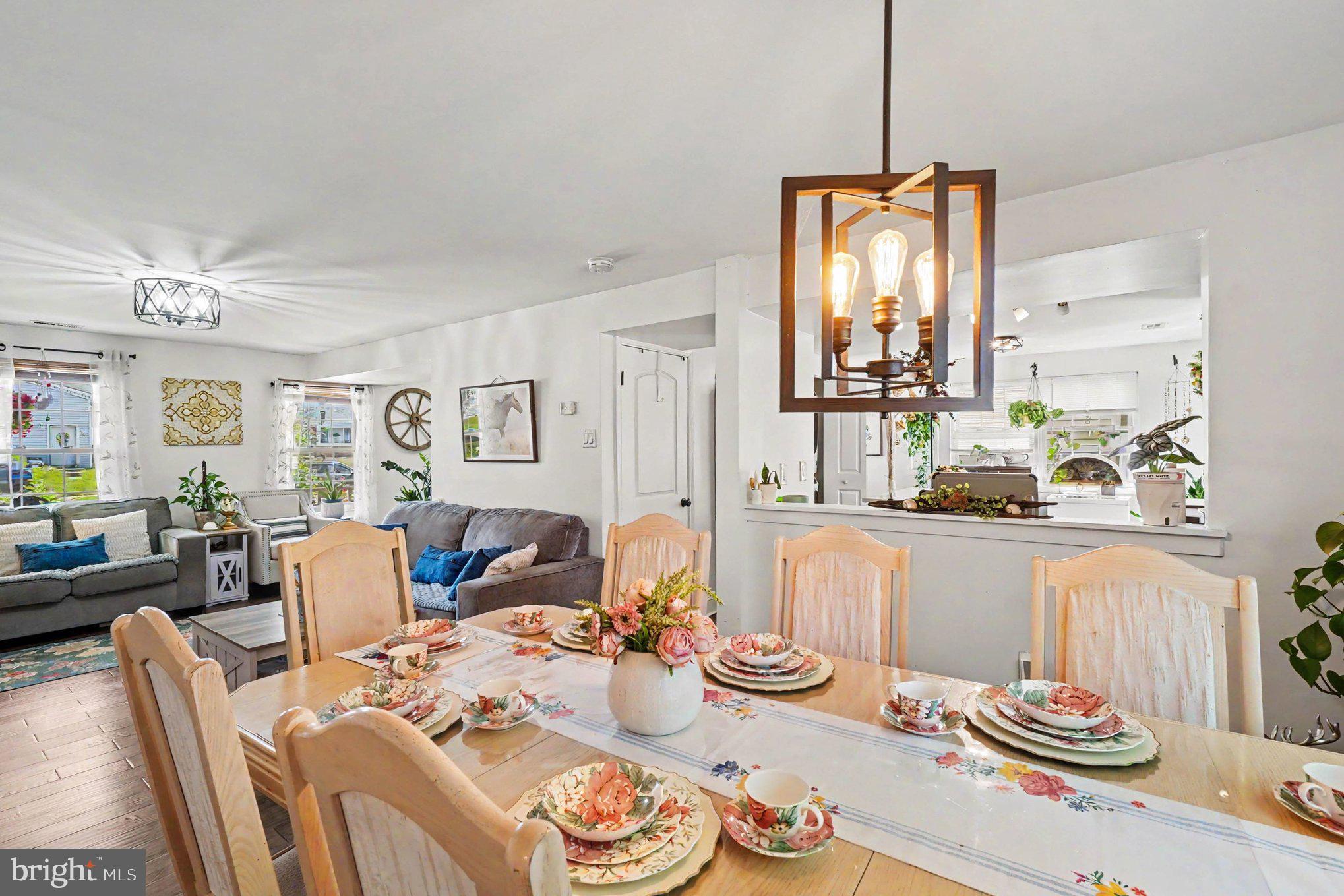 WILLOUGHBY WOODS - Residential