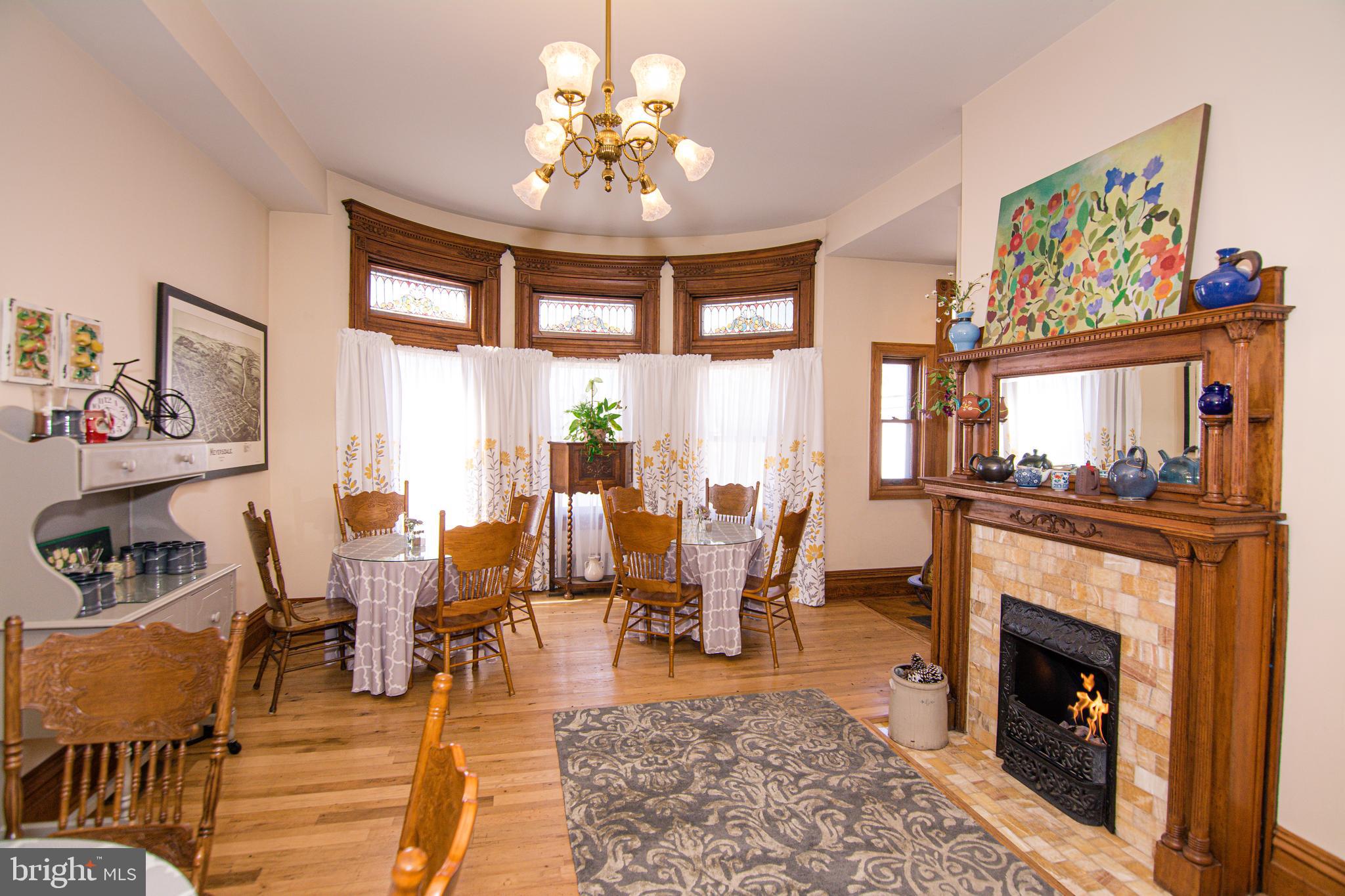 301 MEYERS AVE