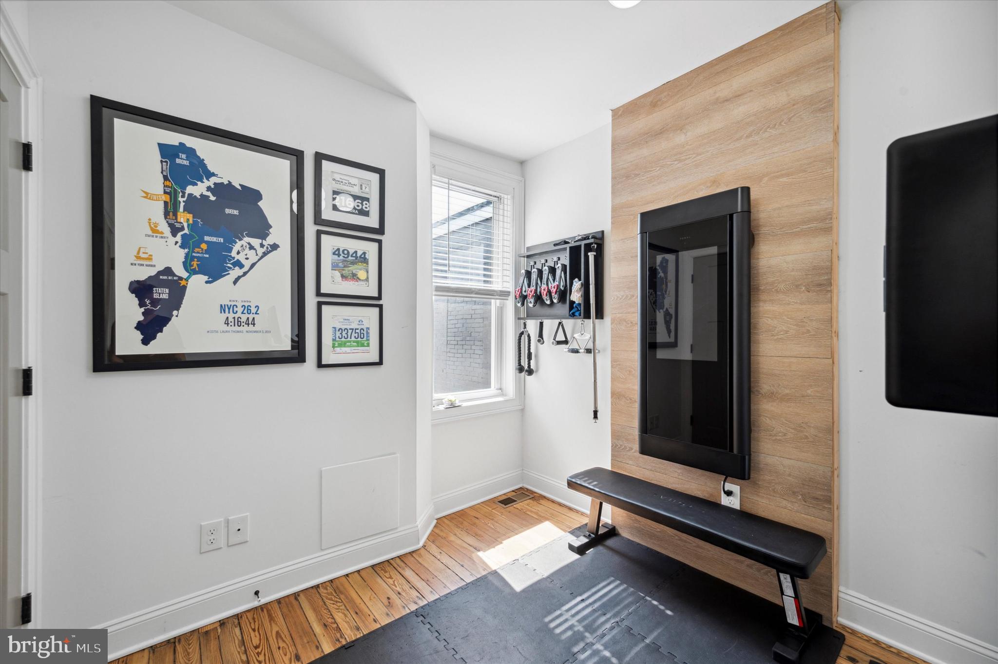 DICKINSON NARROWS - Residential Lease