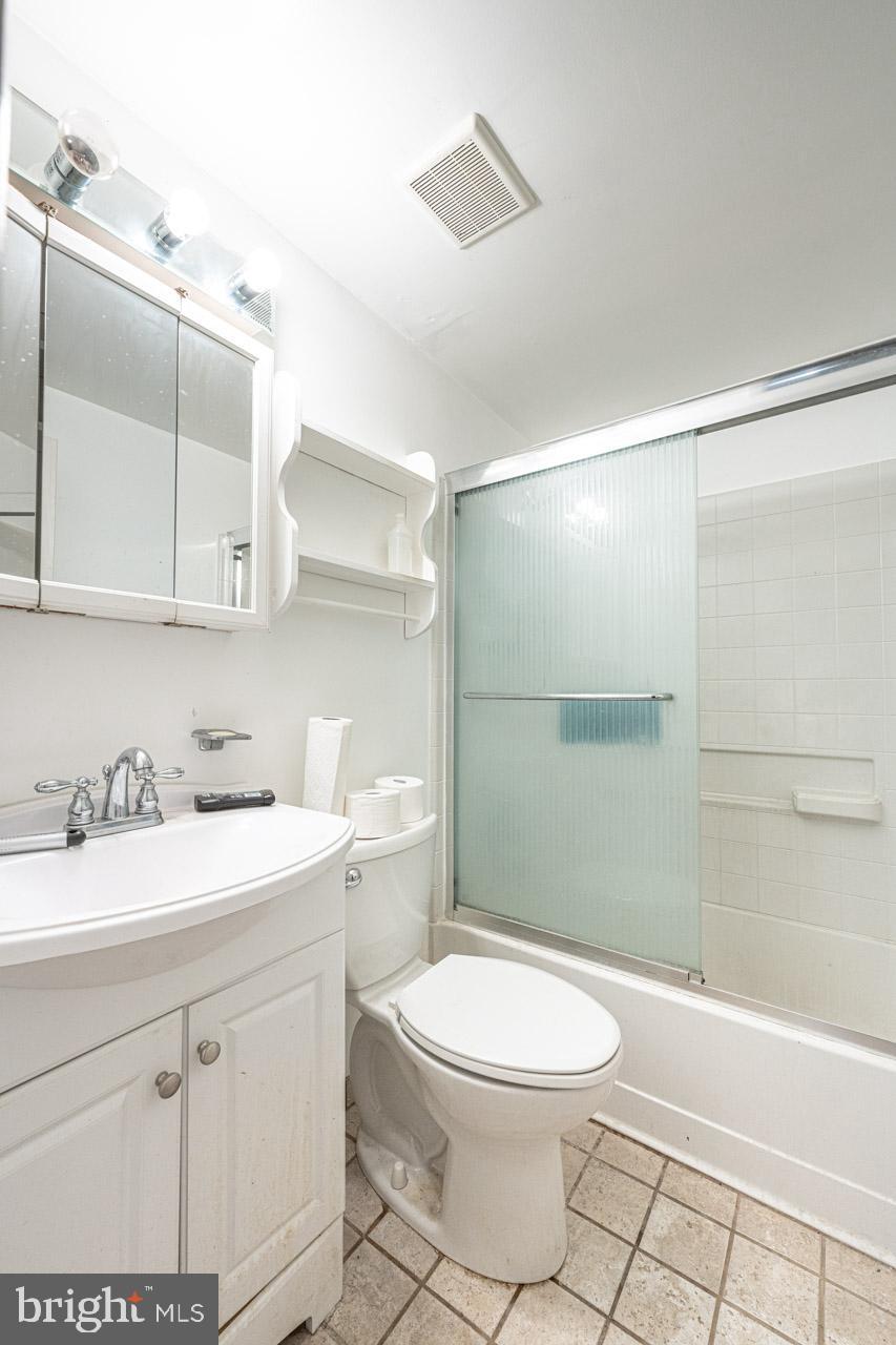 DALE CITY - Residential