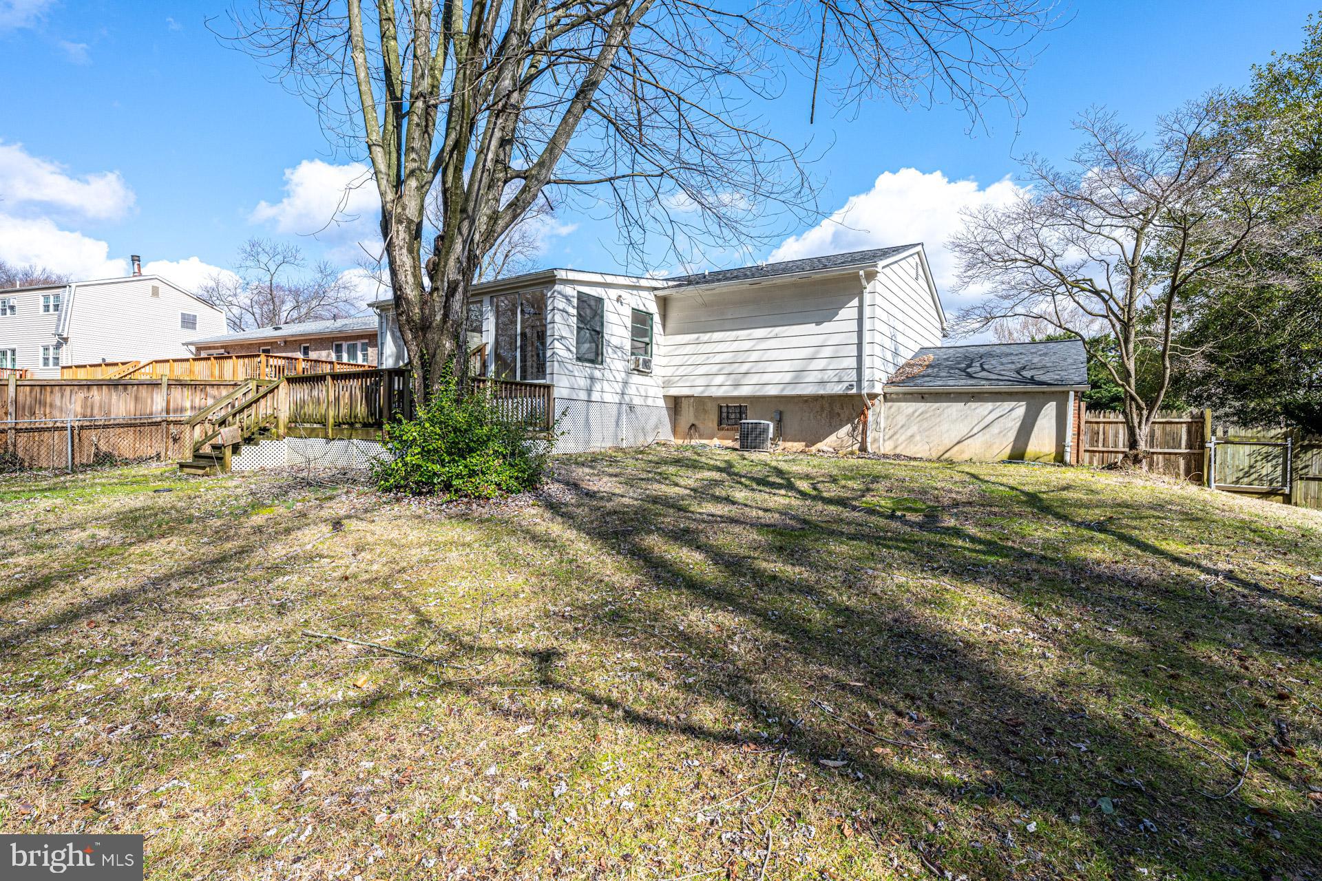 DALE CITY - Residential