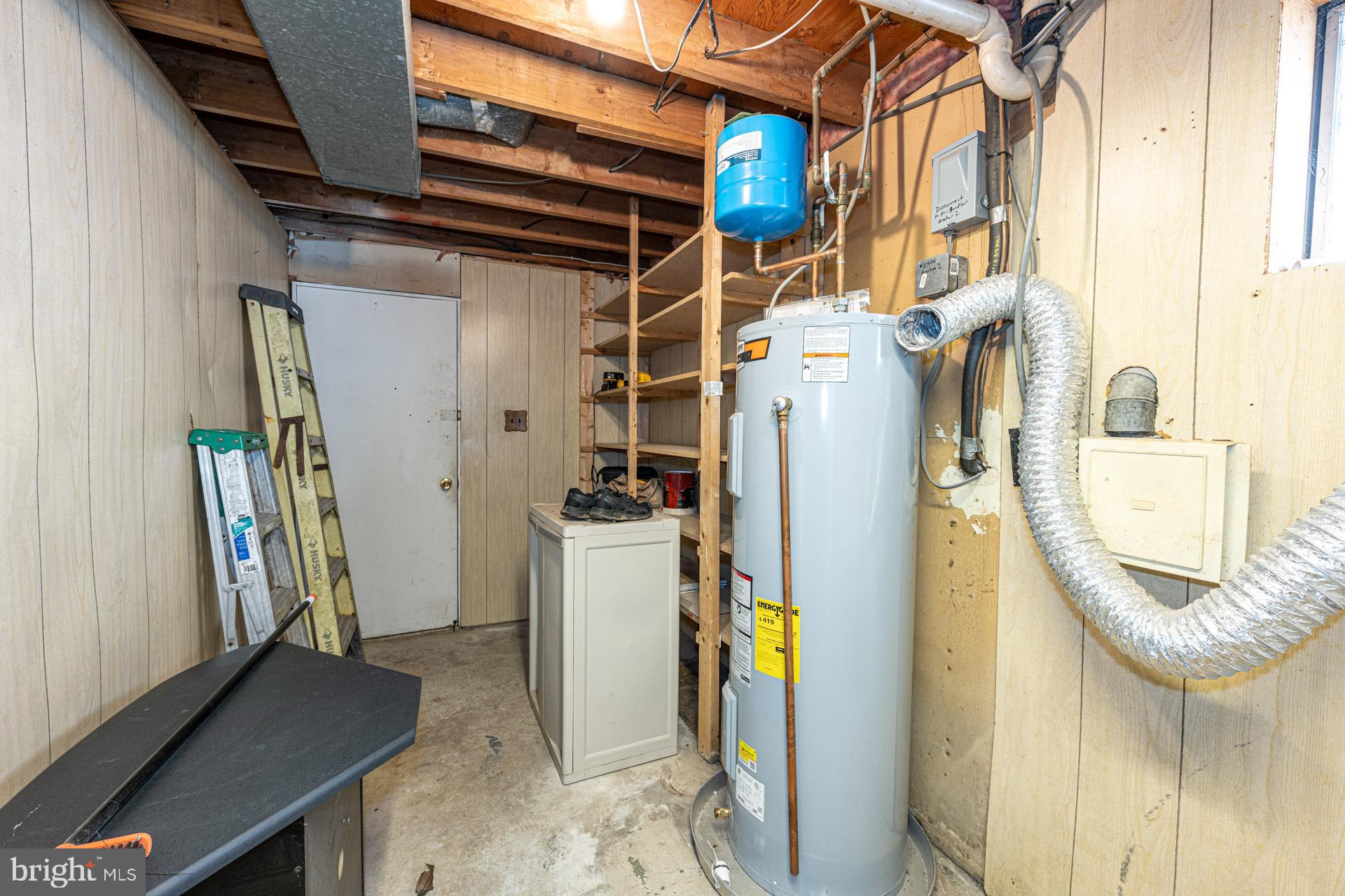 DALE CITY - Residential